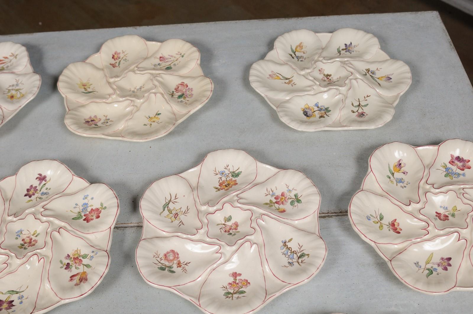 French 19th Century Longchamp Majolica Oyster Plate with Painted Floral Décor  For Sale 10