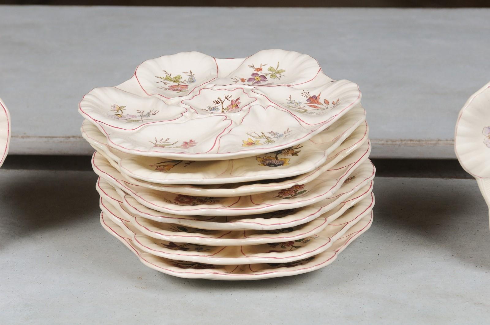 French 19th Century Longchamp Majolica Oyster Plate with Painted Floral Décor  For Sale 1