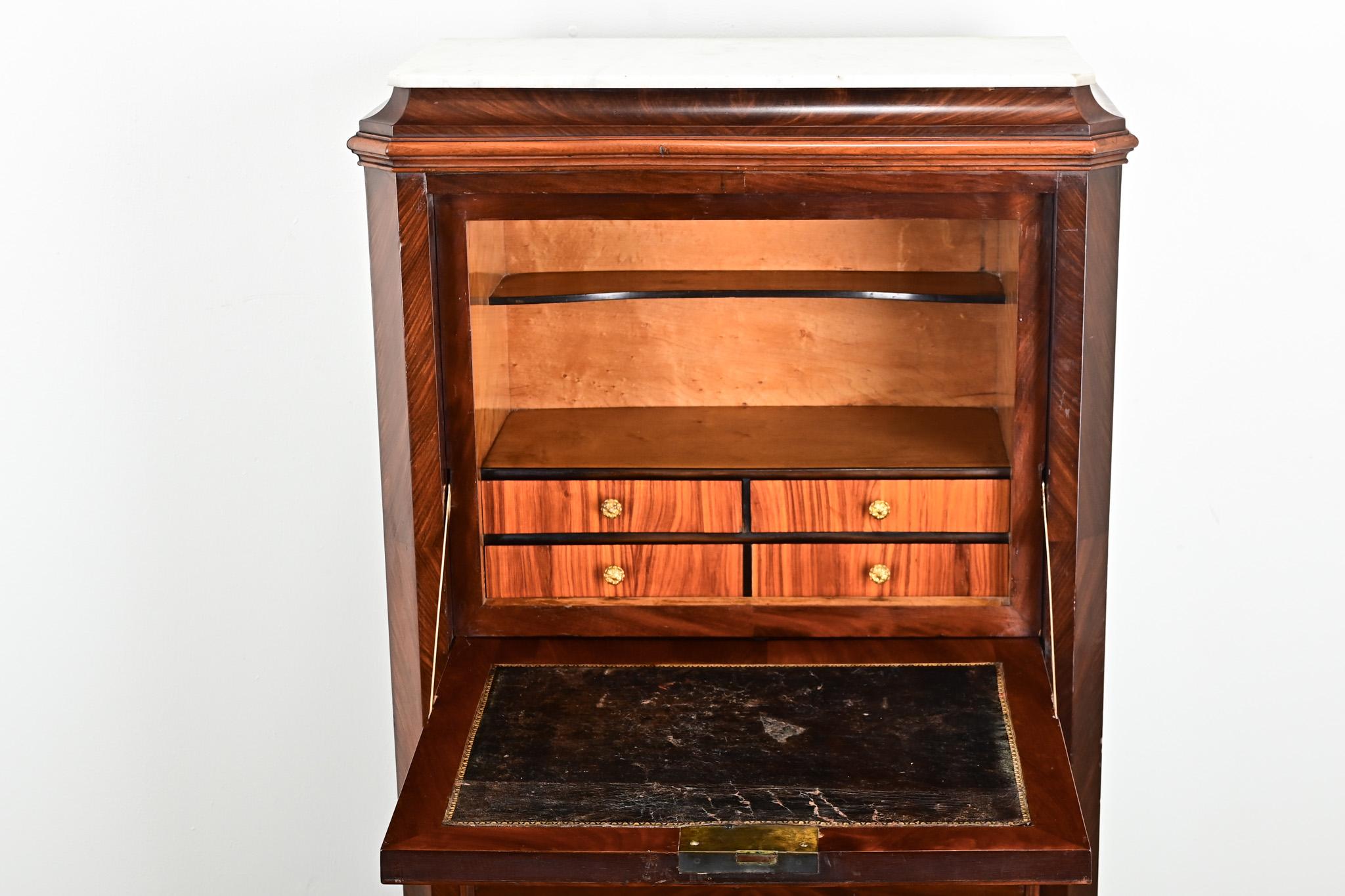 French 19th Century Louis Philippe Abattant In Good Condition In Baton Rouge, LA