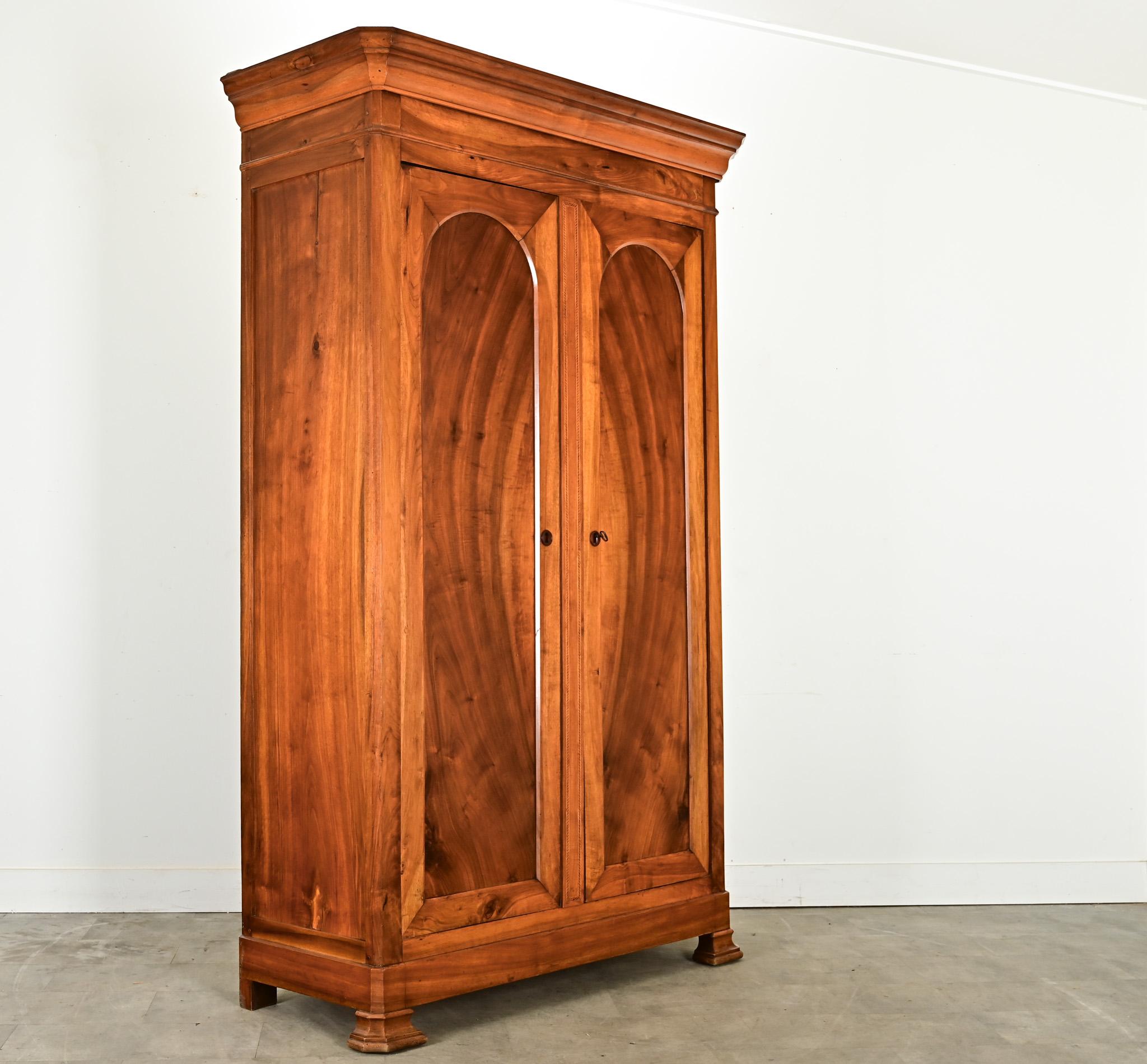 French 19th Century Louis Philippe Armoire 4