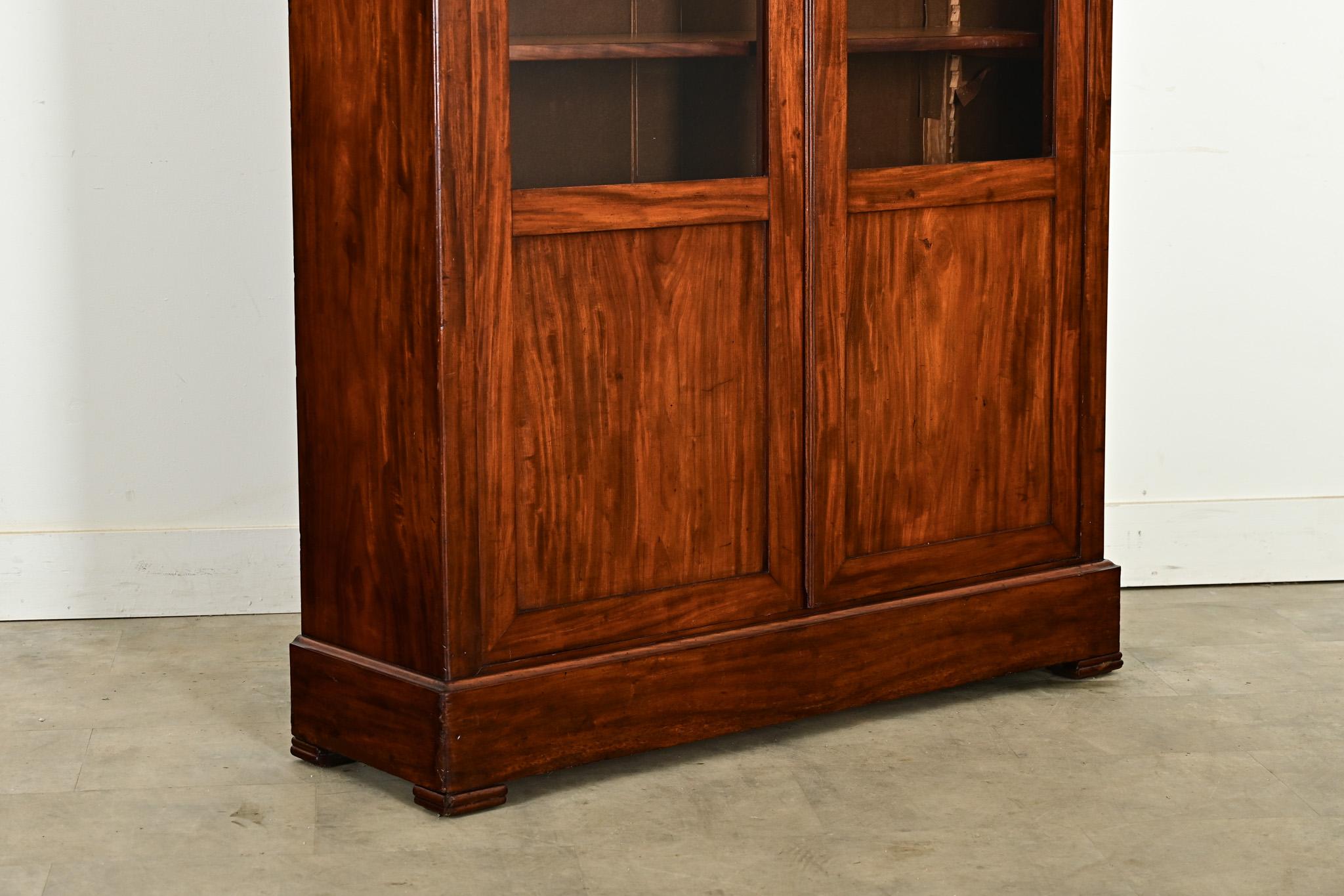 Vetro Biblioteca francese Louis Philippe del XIX secolo in vendita