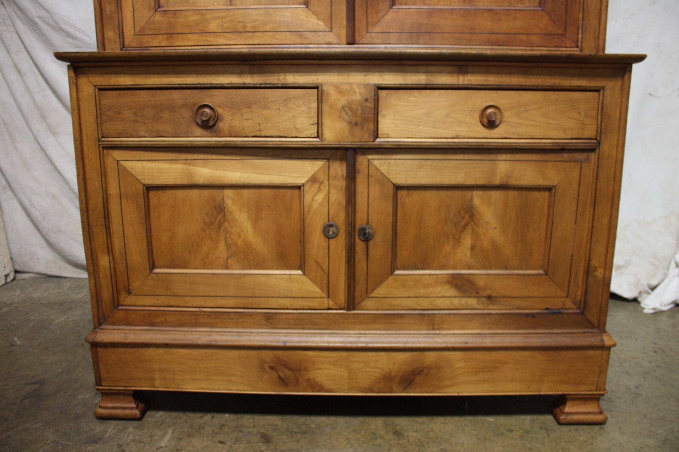 Walnut French 19th Century Louis-Philippe Buffet 