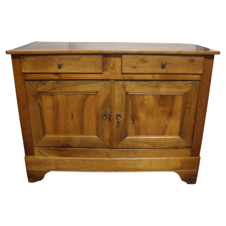 French 19th Century Walnut Louis Philippe Buffet For Sale at 1stDibs