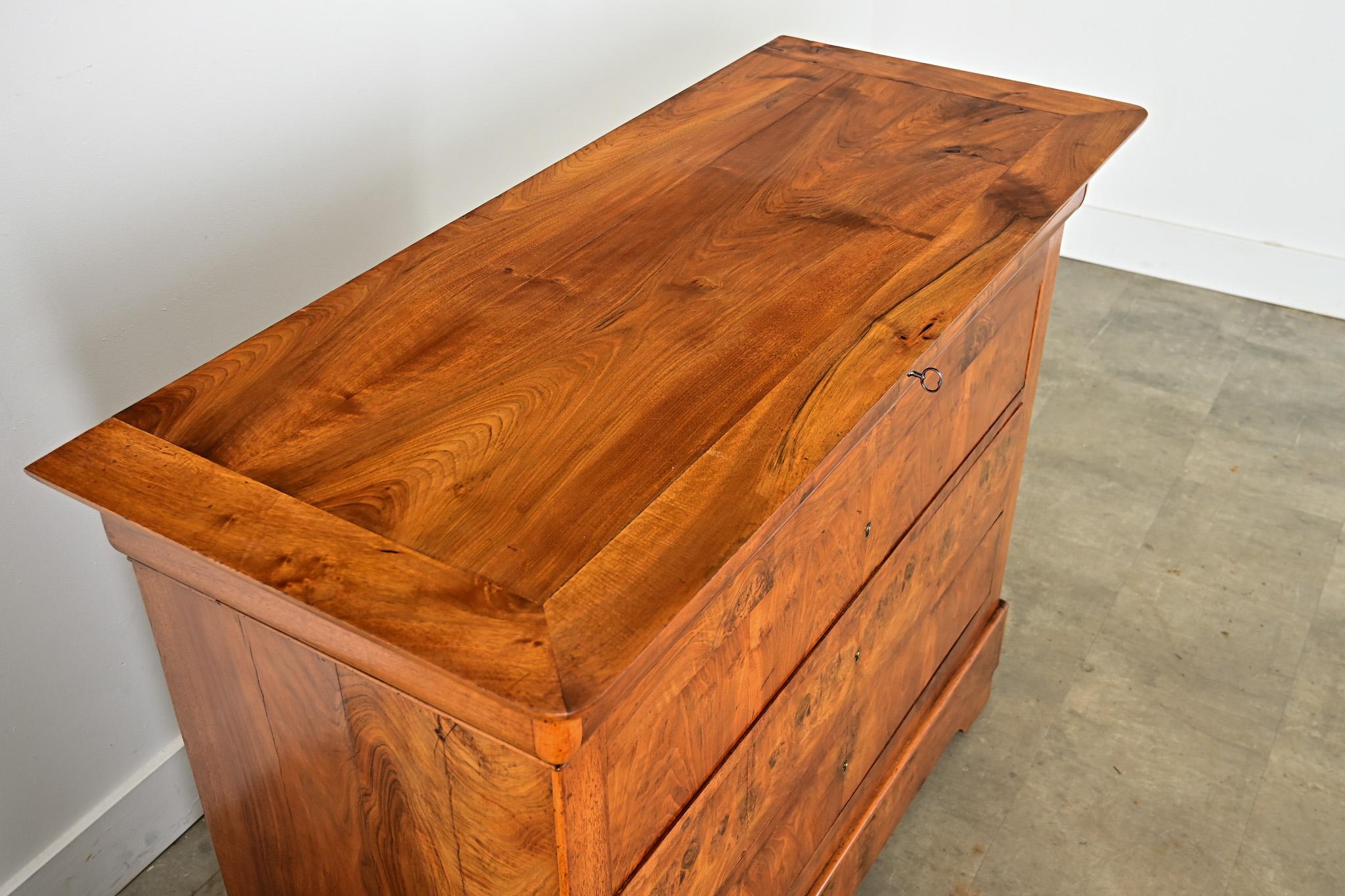 Altro Commode francese del XIX secolo in radica di noce Louis Philippe in vendita