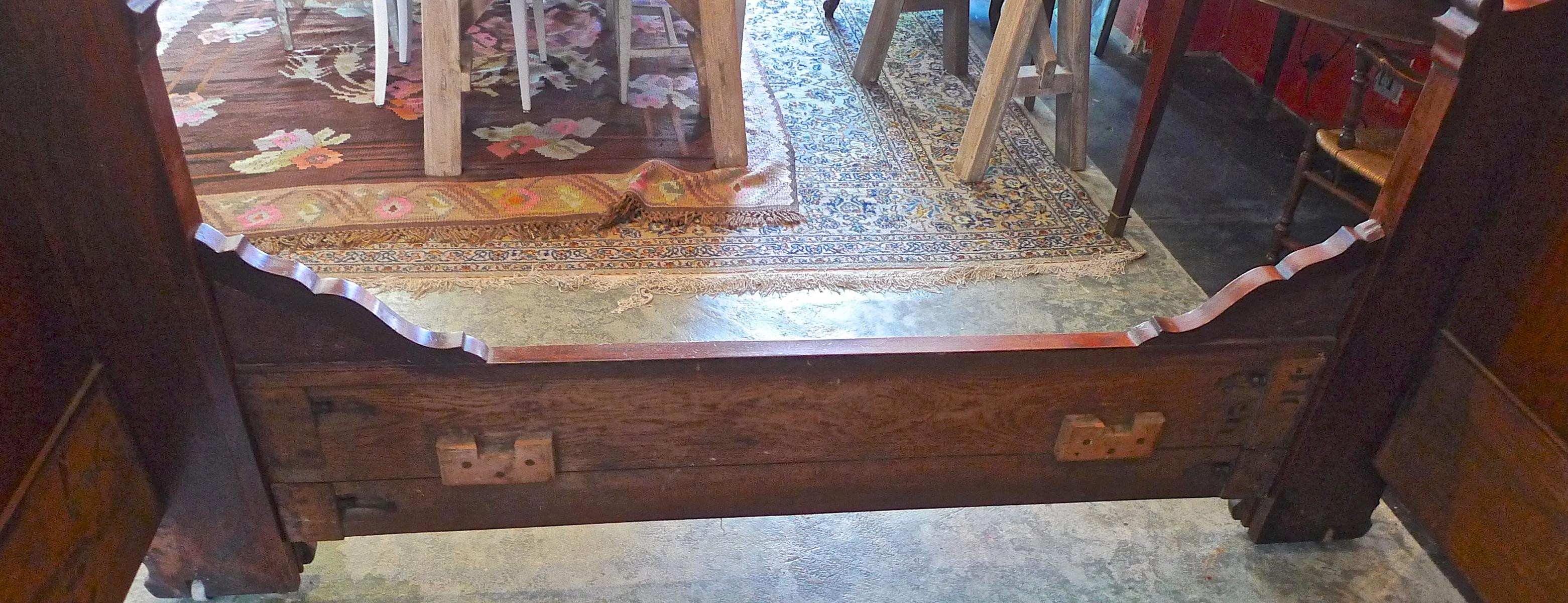 French 19th Century Louis Philippe Burled Walnut Sleigh-Bed 1