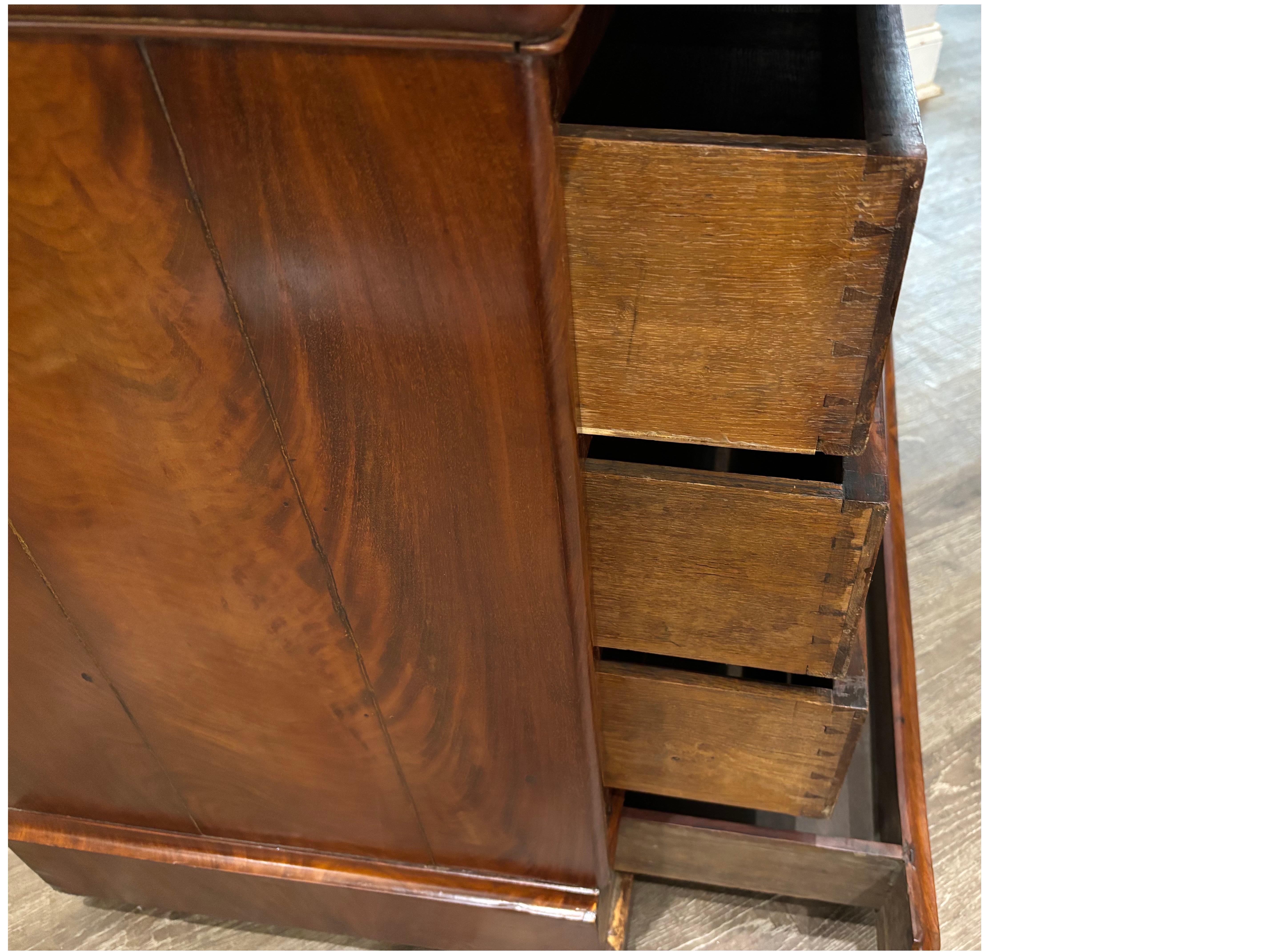 French 19th Century Louis-Philippe Commode 4