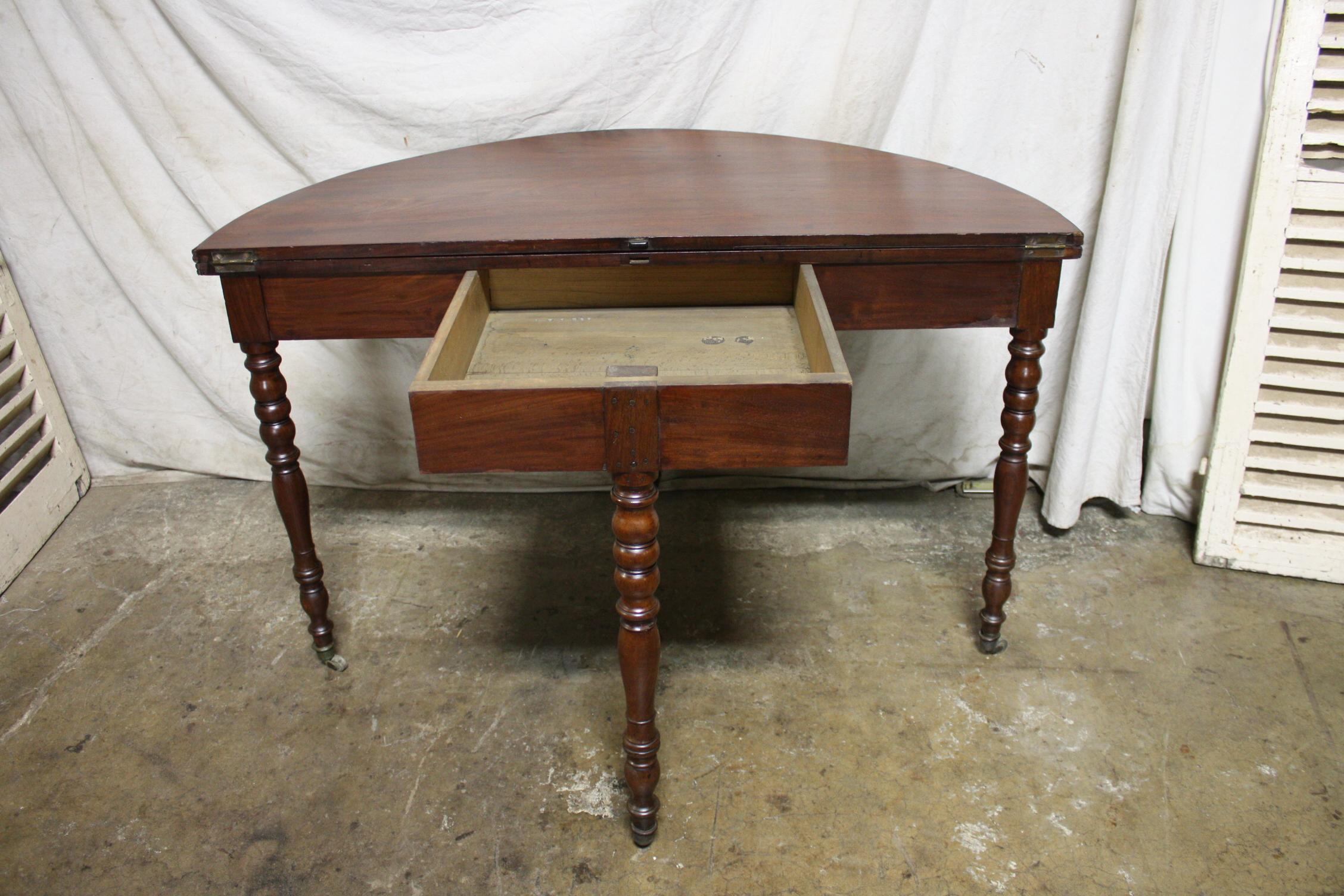 French 19th Century Louis-Philippe Demi-Lune Table In Good Condition For Sale In Stockbridge, GA