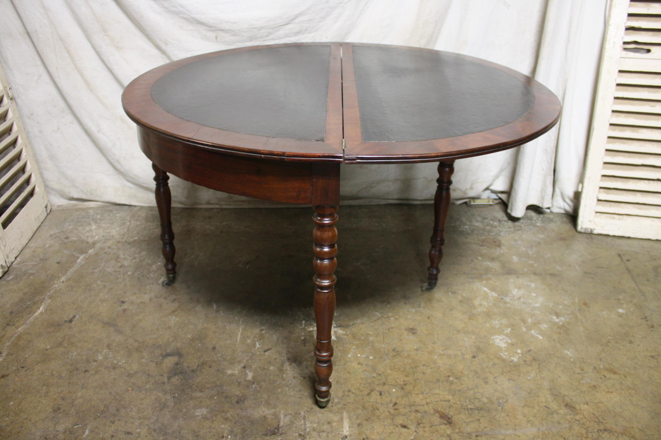 French 19th Century Louis-Philippe Demi-Lune Table For Sale 1