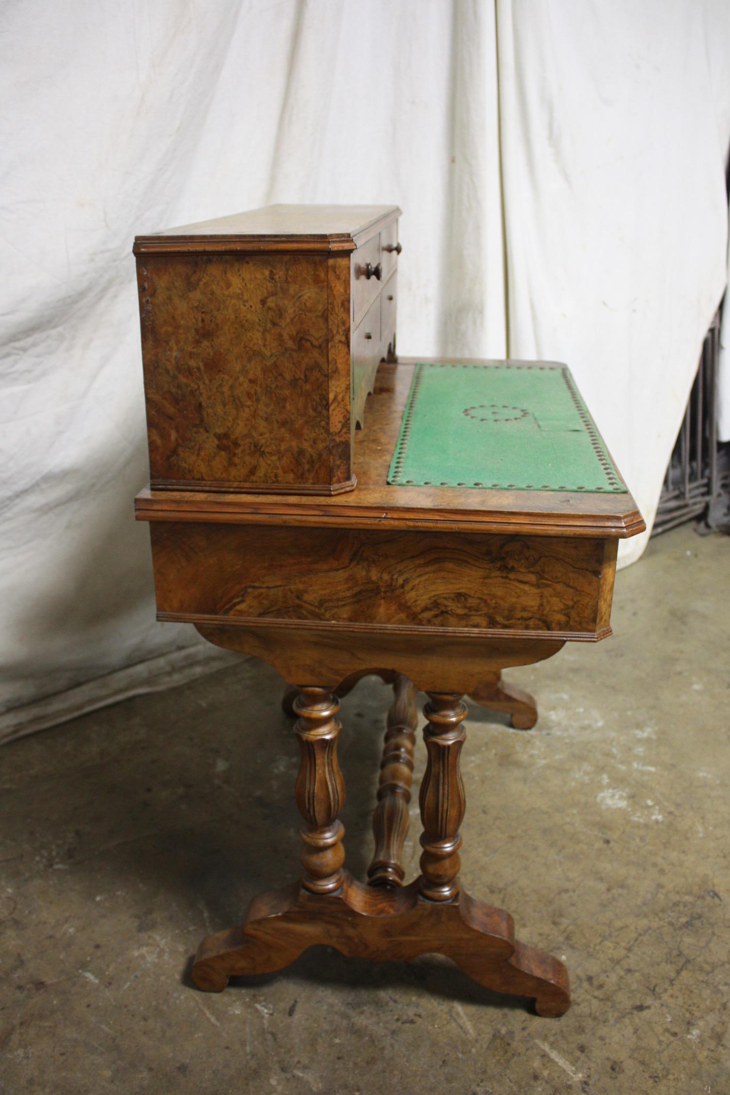 Scrivania francese del XIX secolo Louis Philippe 