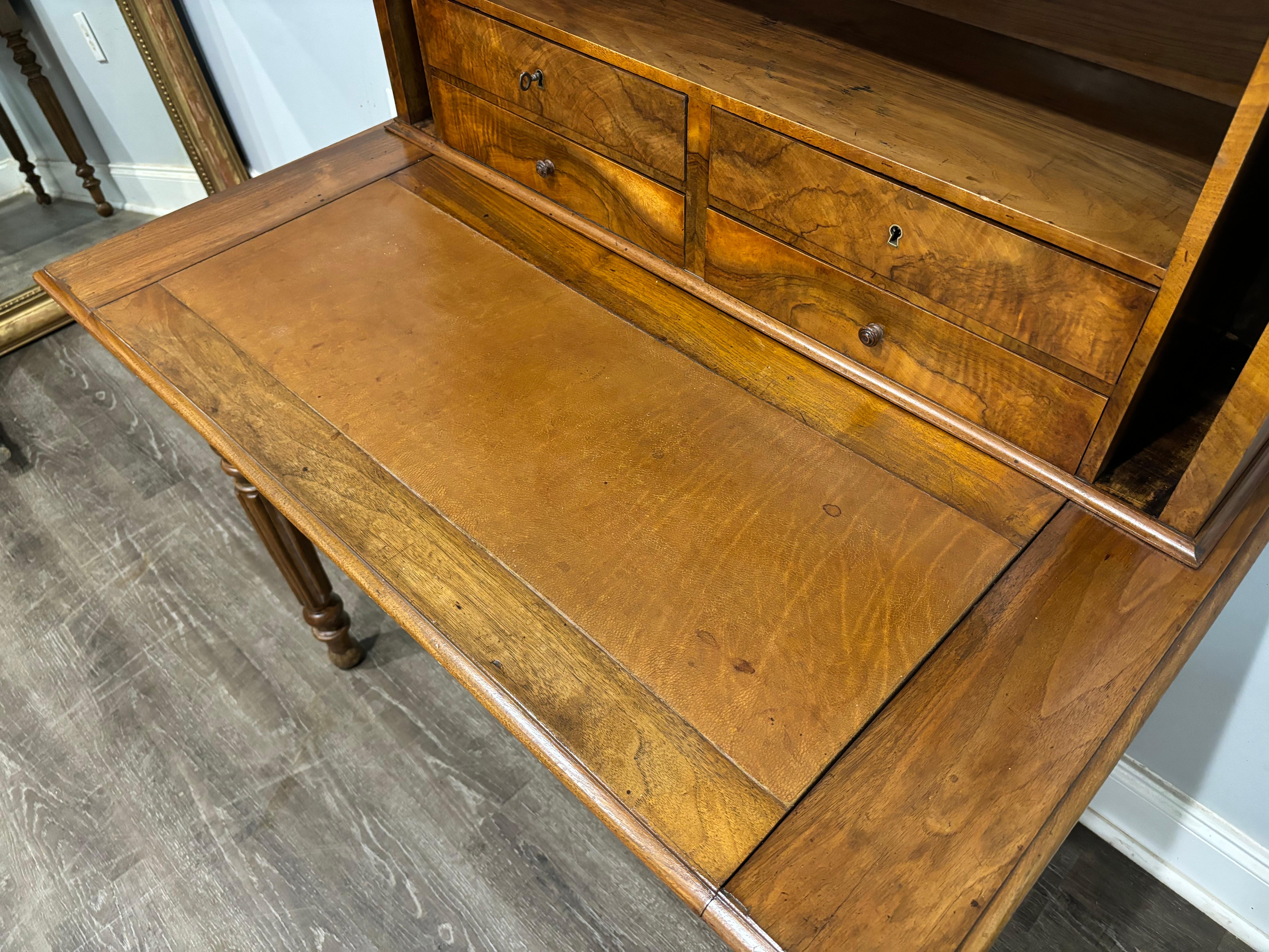 French 19th Century Louis-Philippe Desk For Sale 2