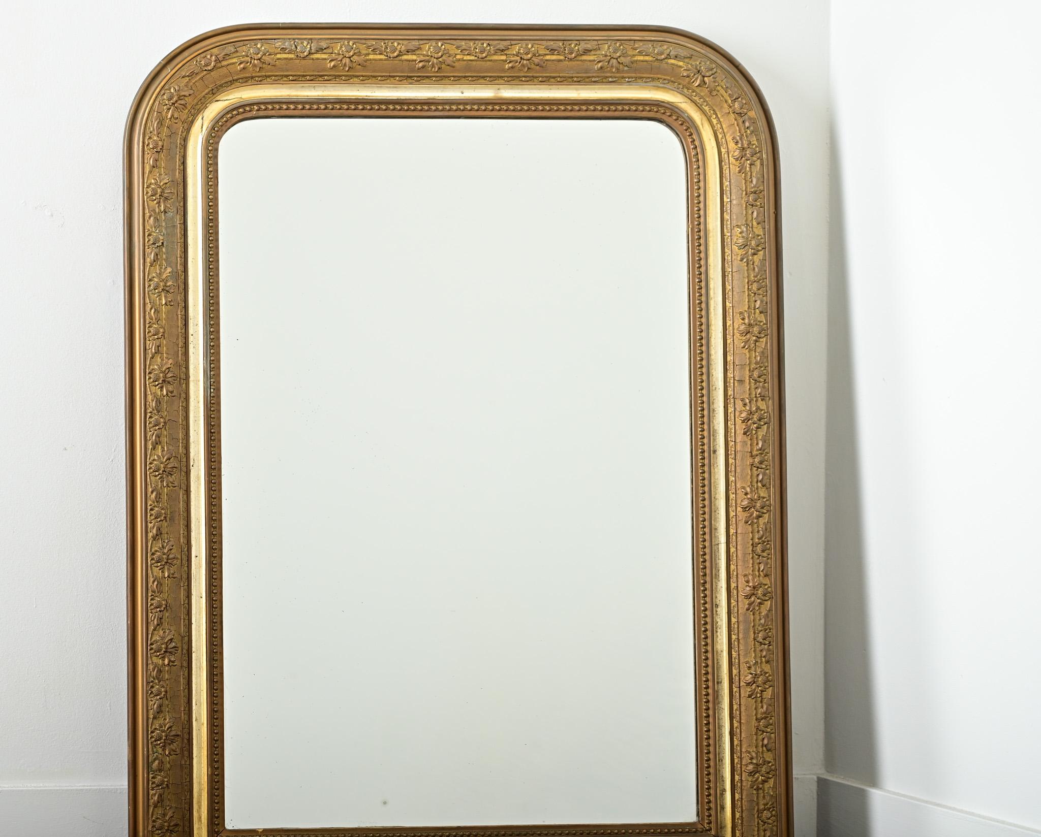 French 19th Century Louis Philippe Gilt Mirror In Good Condition In Baton Rouge, LA