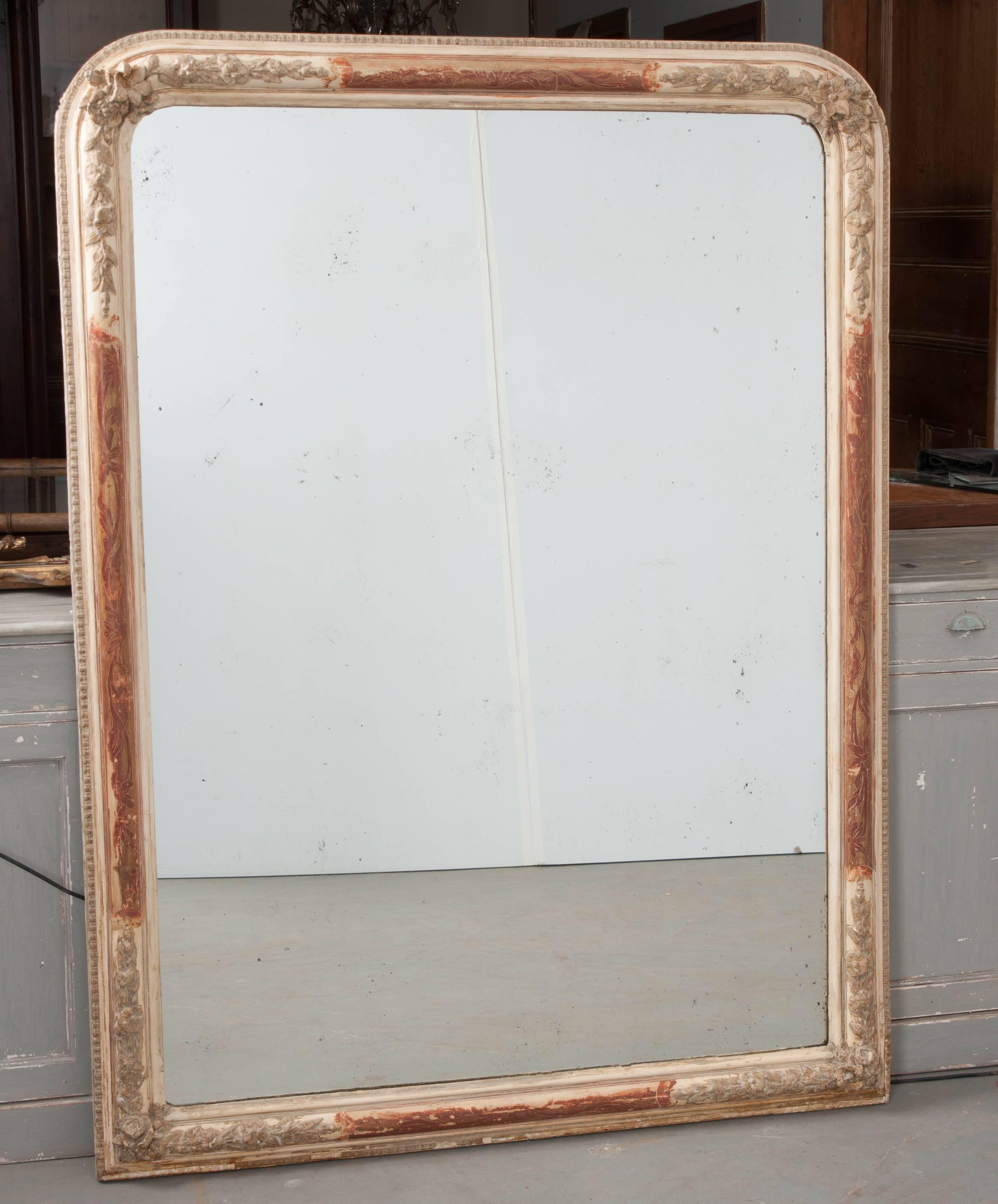 Hand-Carved French 19th Century Louis Philippe Gold Gilt Mirror