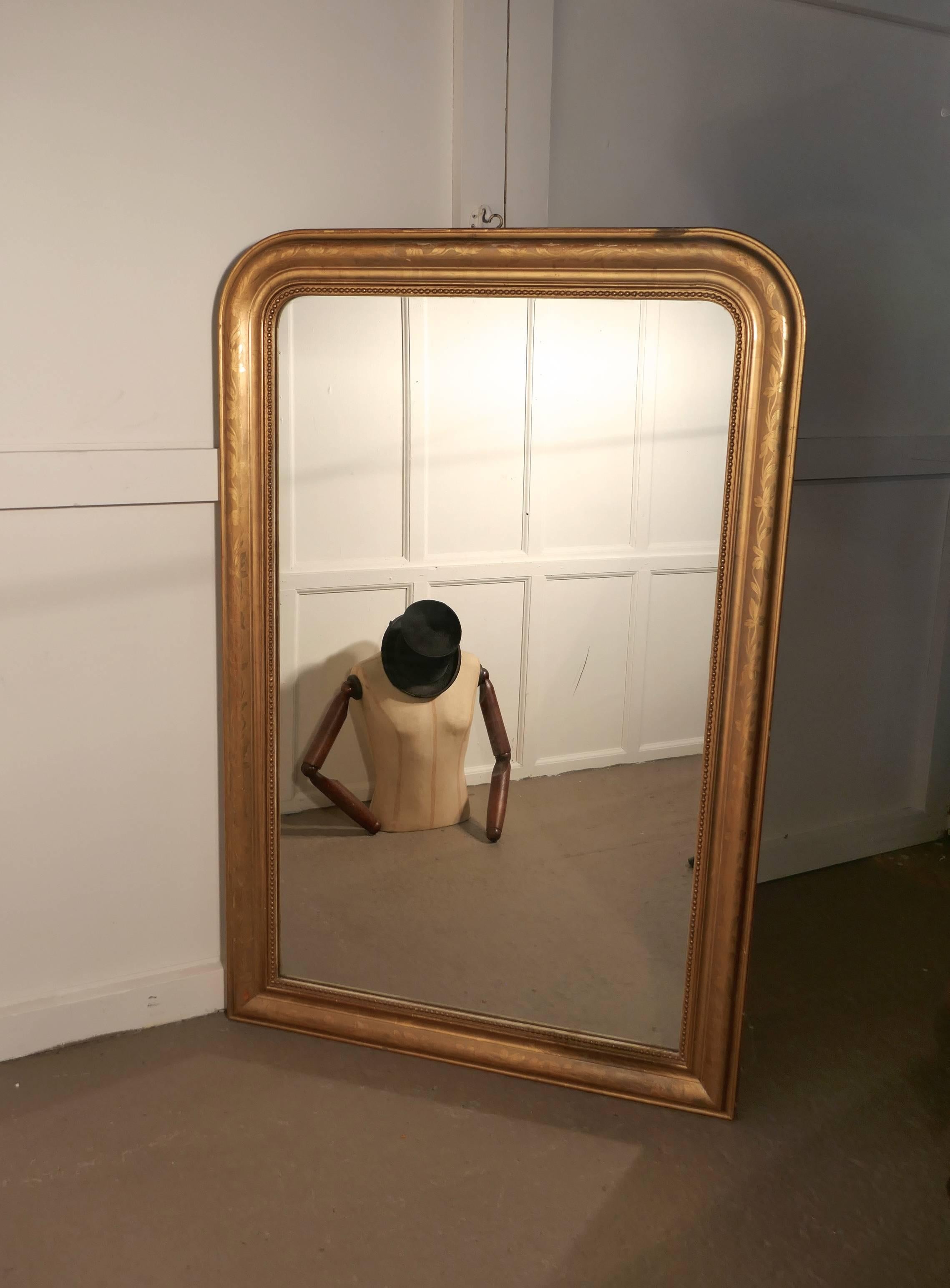 French 19th Century Louis Philippe Gold Mirror In Good Condition In Chillerton, Isle of Wight