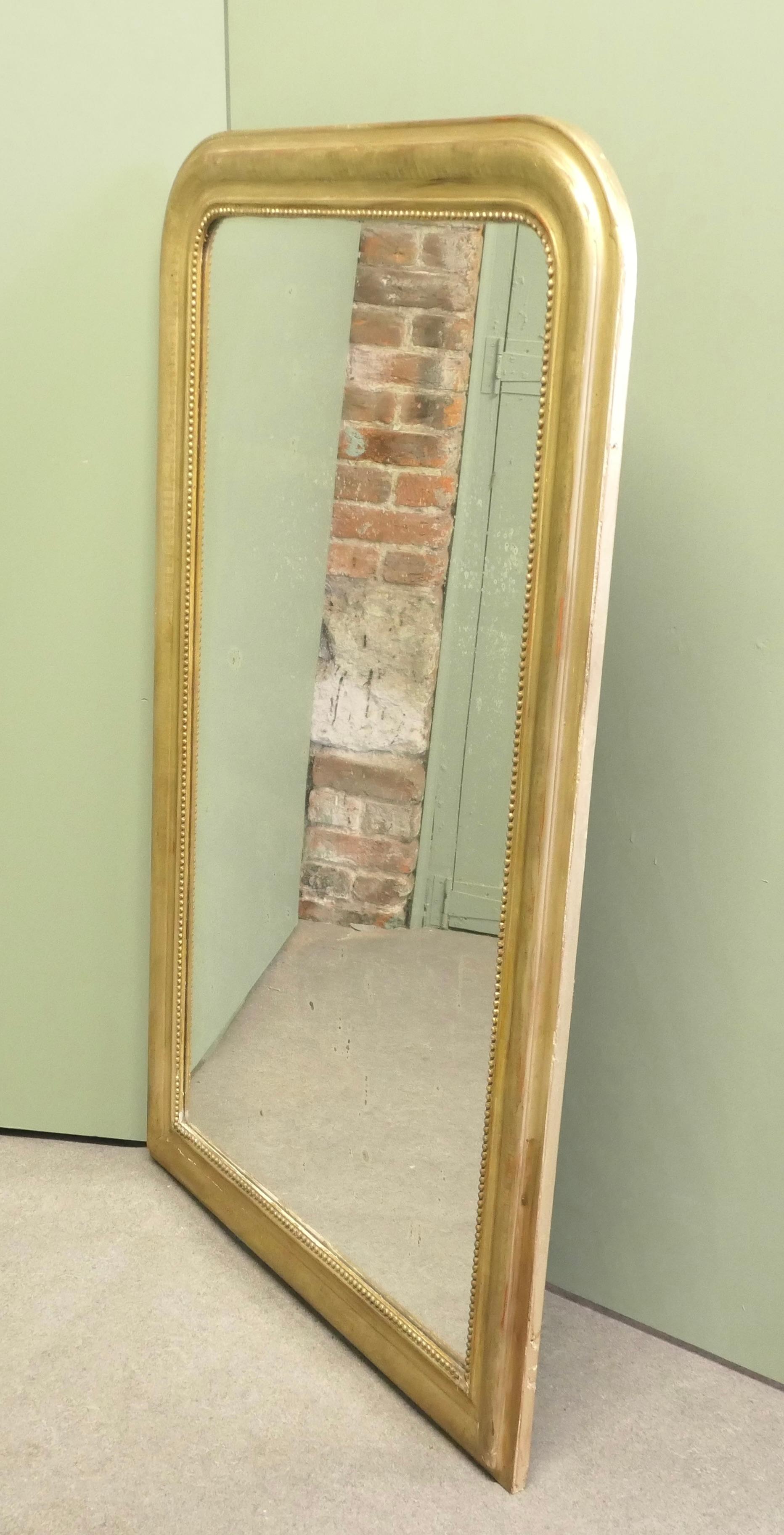 Bois doré Miroir en or Louis Philippe du 19ème siècle en vente