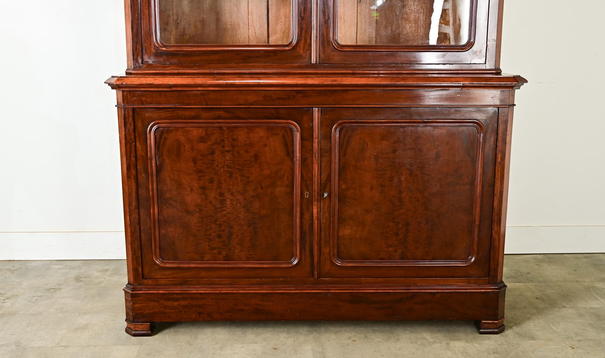 French 19th Century Louis Philippe Mahogany Bibliotheque In Good Condition In Baton Rouge, LA