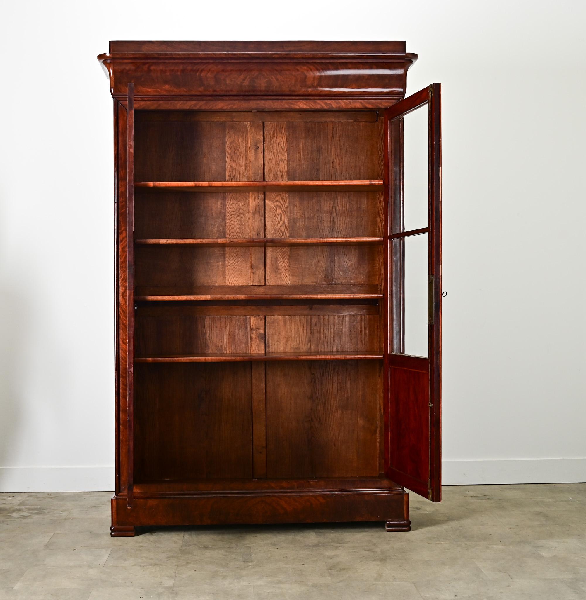 Französische Louis Philippe Mahagoni-Bibliotheke aus dem 19. (19. Jahrhundert) im Angebot