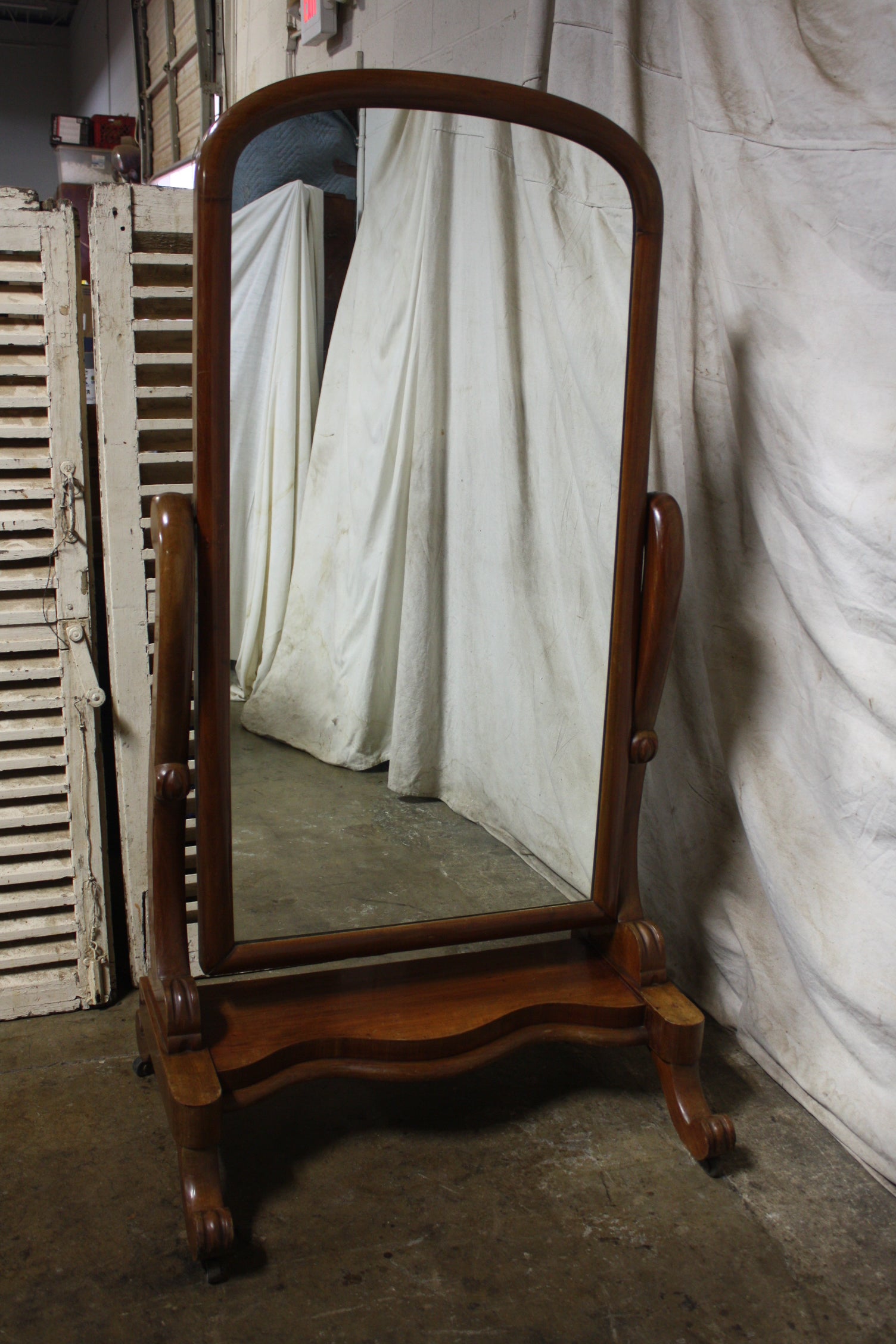 French 19th Century Louis-Philippe Mirror For Sale 4