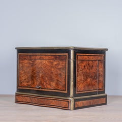 "Cave a Liqueur" francese del XIX secolo, periodo Louis Philippe