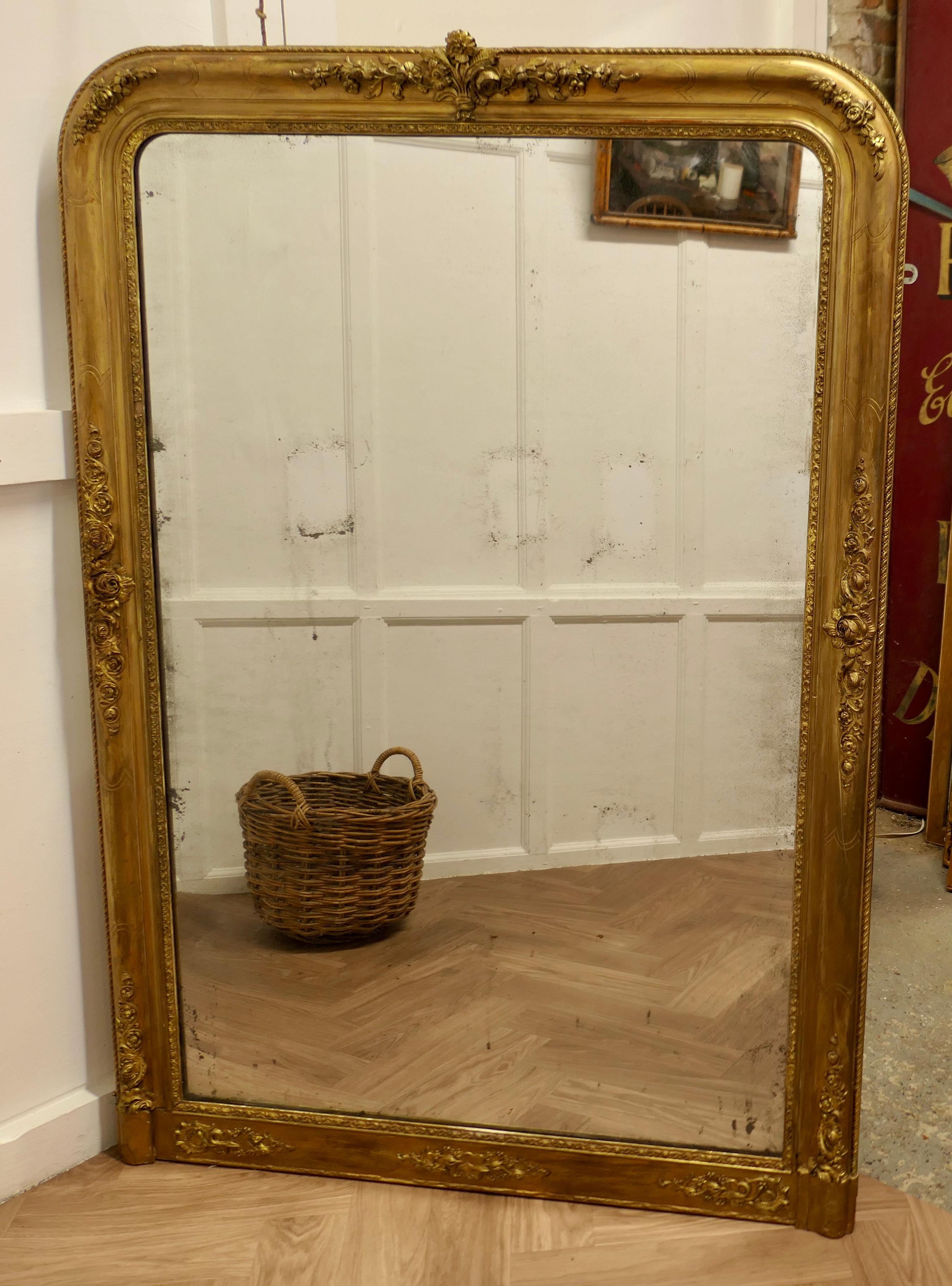 Luigi Filippo Specchio dorato shabby francese del XIX secolo Louis Philippe in vendita