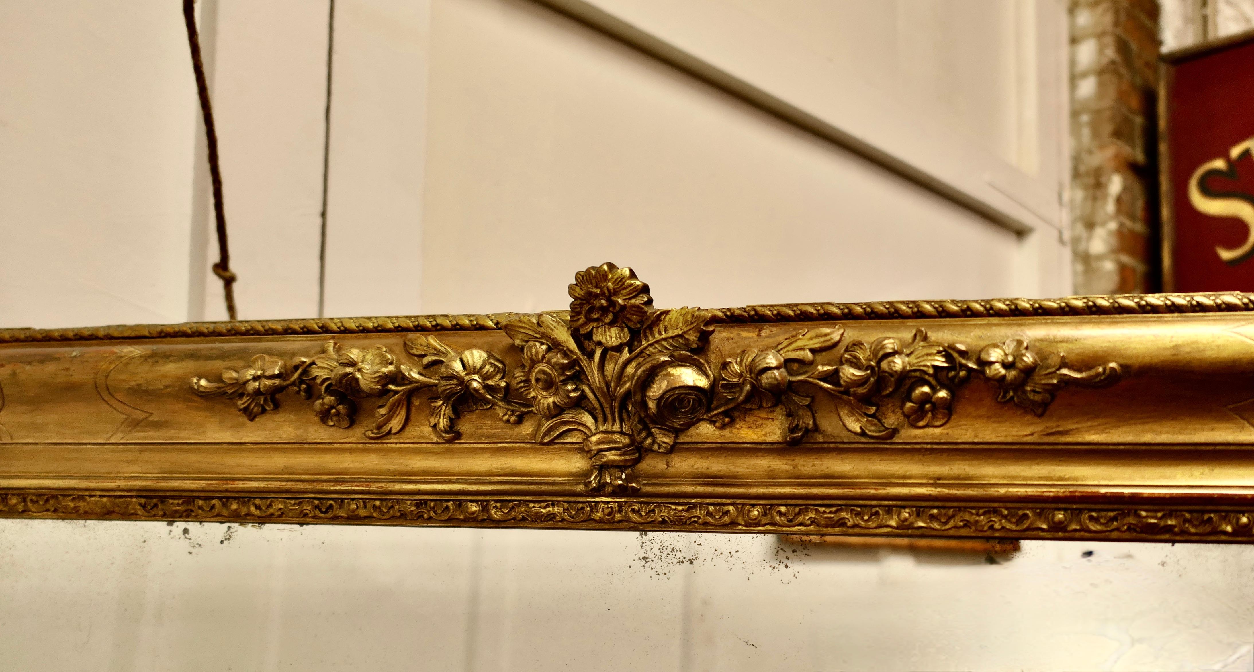 Specchio dorato shabby francese del XIX secolo Louis Philippe in vendita 2