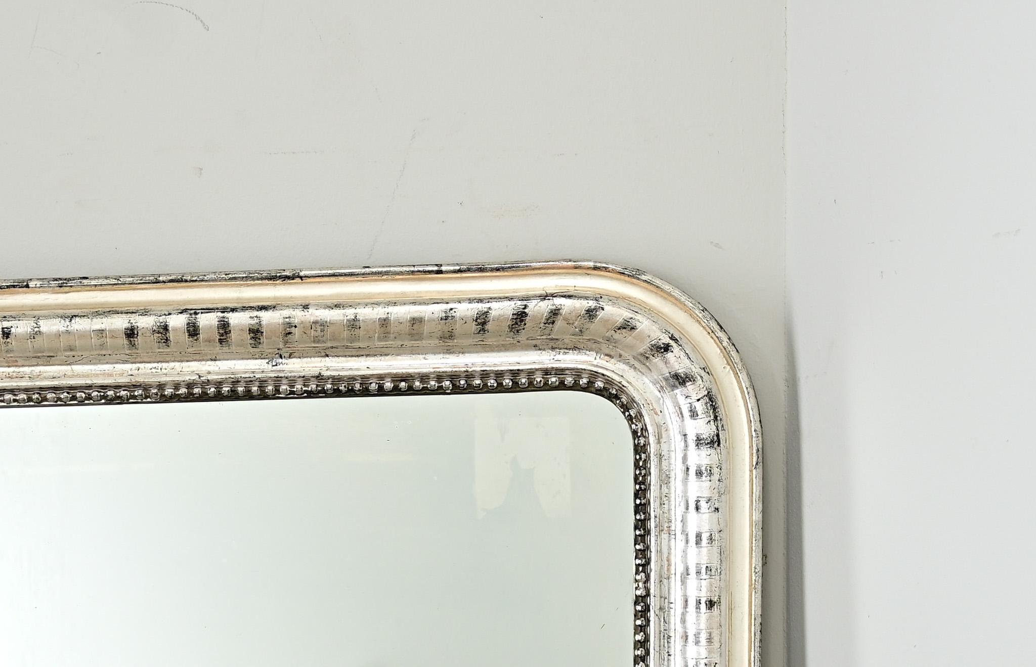Miroir Louis Philippe français du 19ème siècle en argent doré Bon état - En vente à Baton Rouge, LA