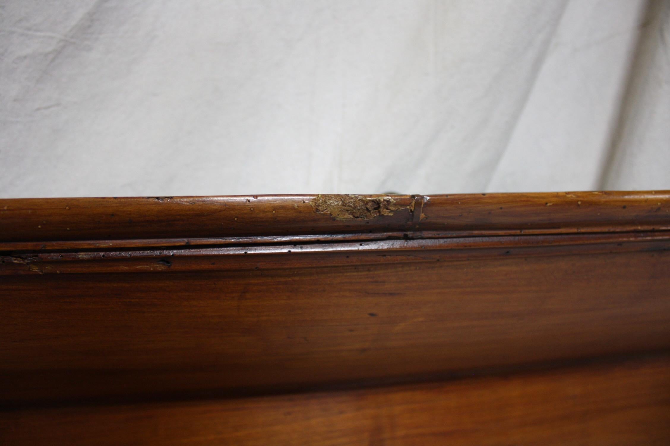 French 19th Century Louis-Philippe Wall Shelf For Sale 5