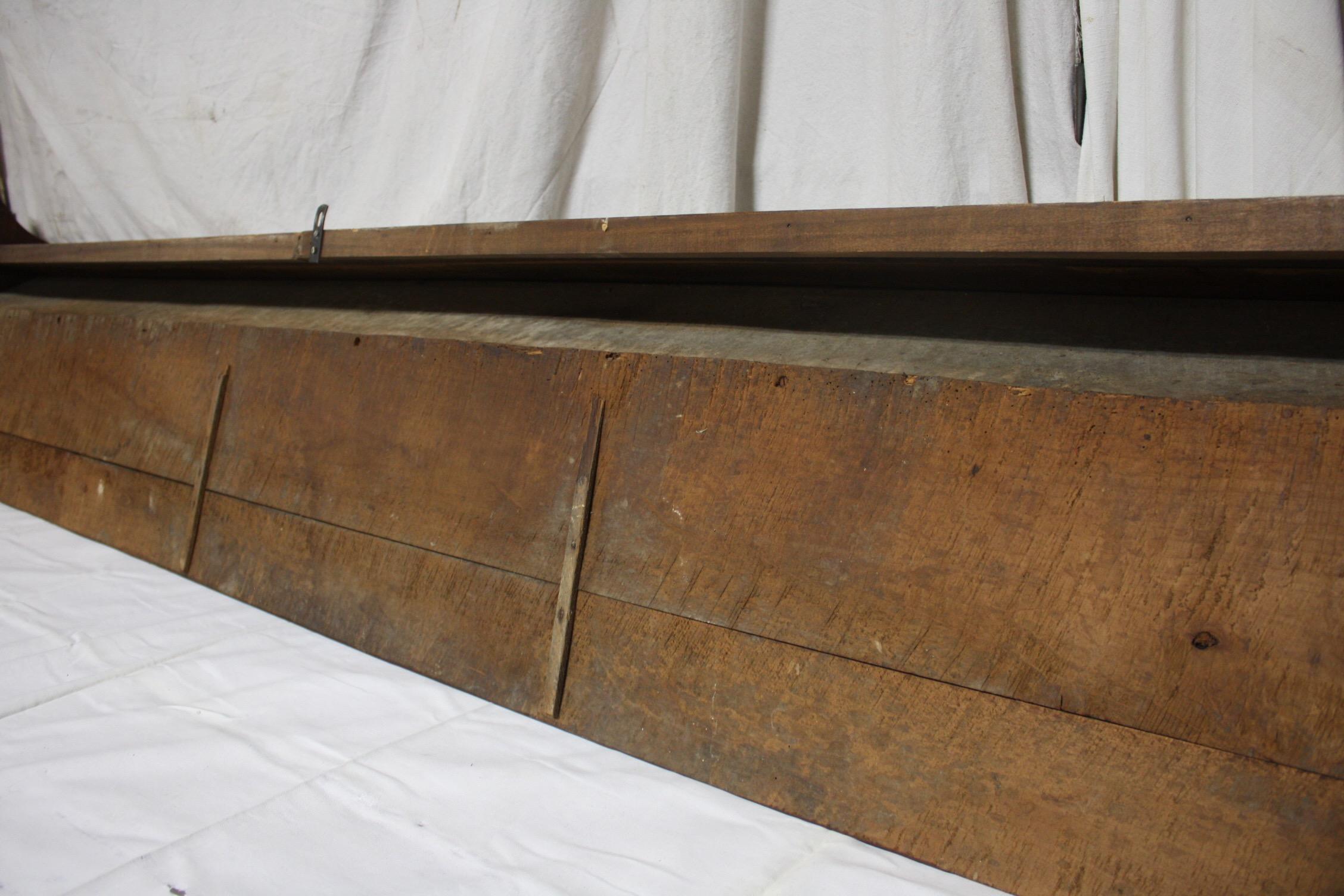 French 19th Century Louis-Philippe Wall Shelf For Sale 7