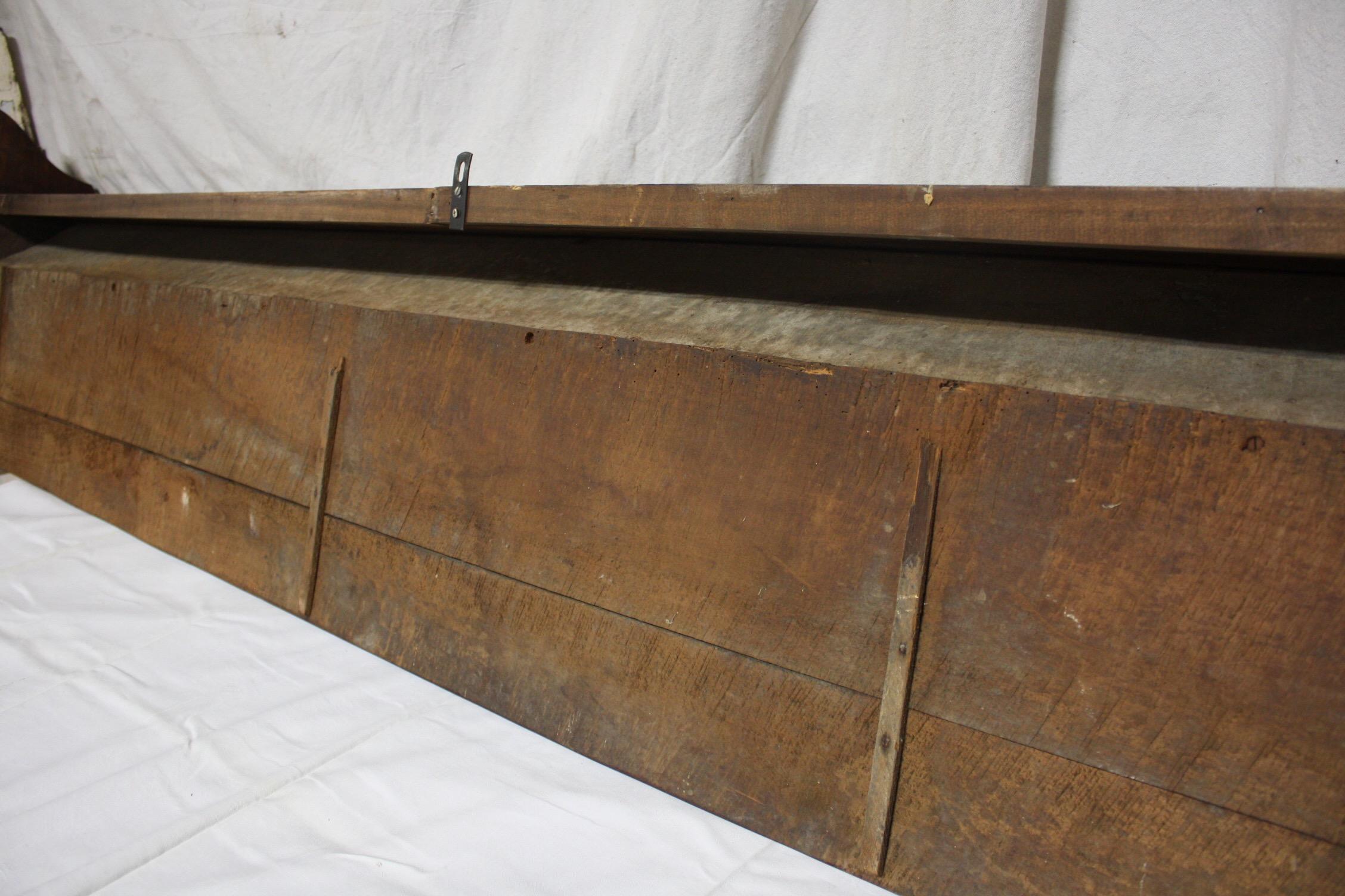 French 19th Century Louis-Philippe Wall Shelf For Sale 8