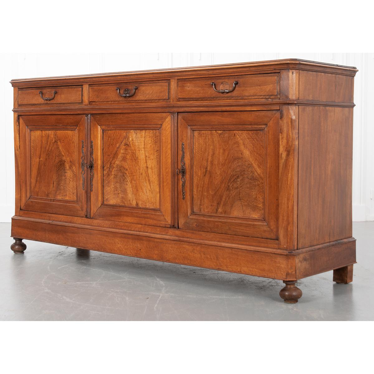 French 19th Century Louis Philippe Walnut Enfilade 7