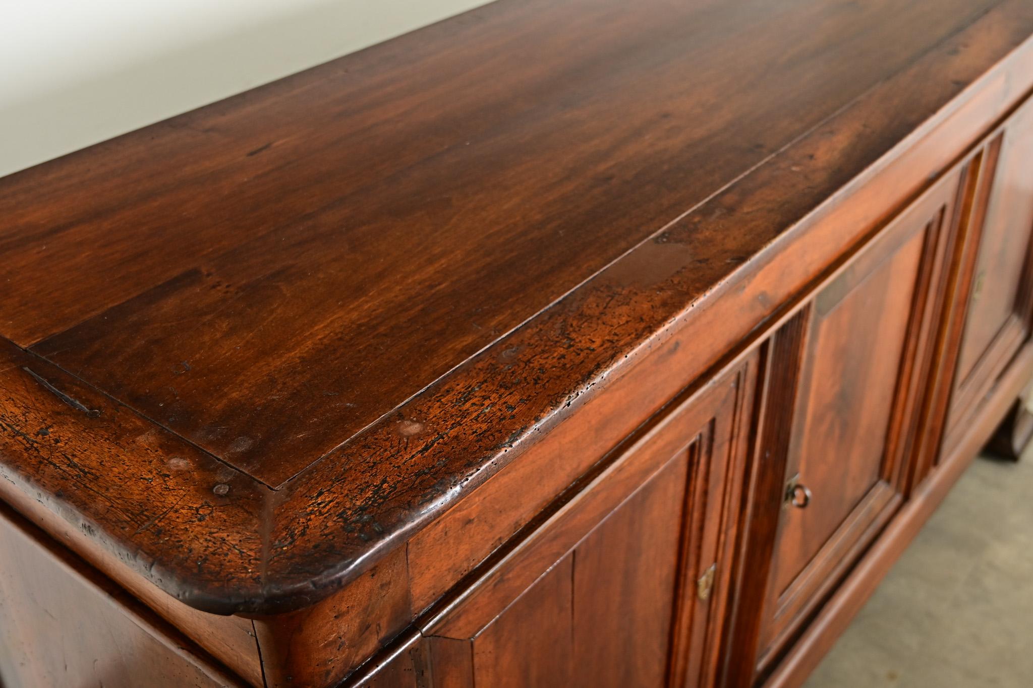 French 19th Century Louis Philippe Walnut Enfilade 4