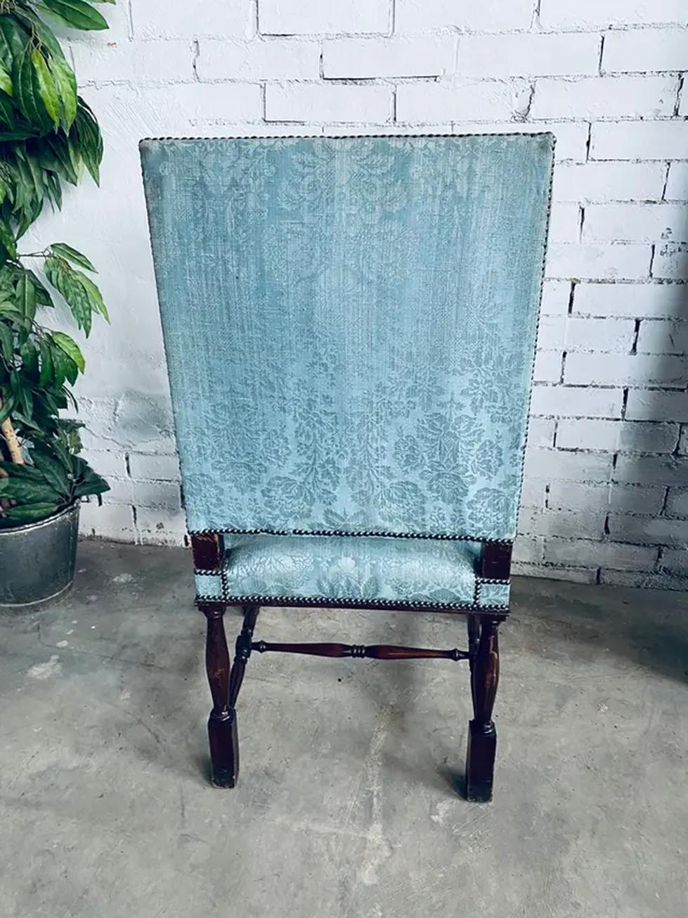 19th century from French or Spanish. Louis XIII,

It does not need to be reupholstered. The fabric is kept in very good condition, with minimal scratches almost invisible on the upper part of the backrest (photo).
 
 