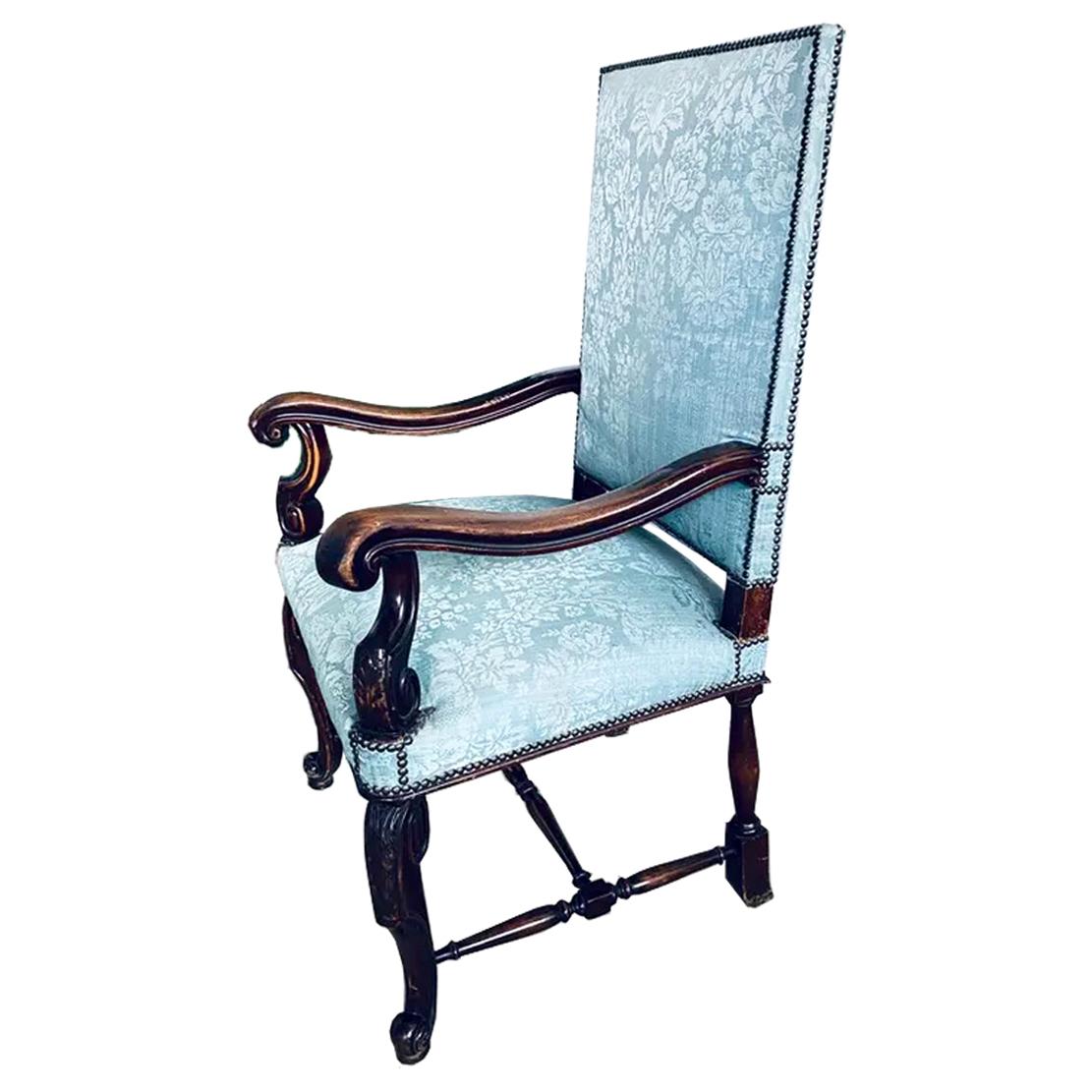 Fauteuil français  Fauteuil de style Louis XIII du 19ème siècle en vente