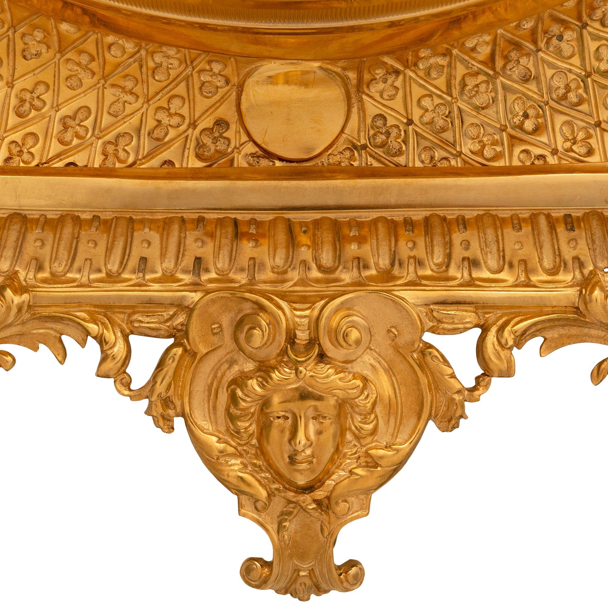 Baromètre français du 19ème siècle de style Louis XIV en bronze doré et patiné en vente 2