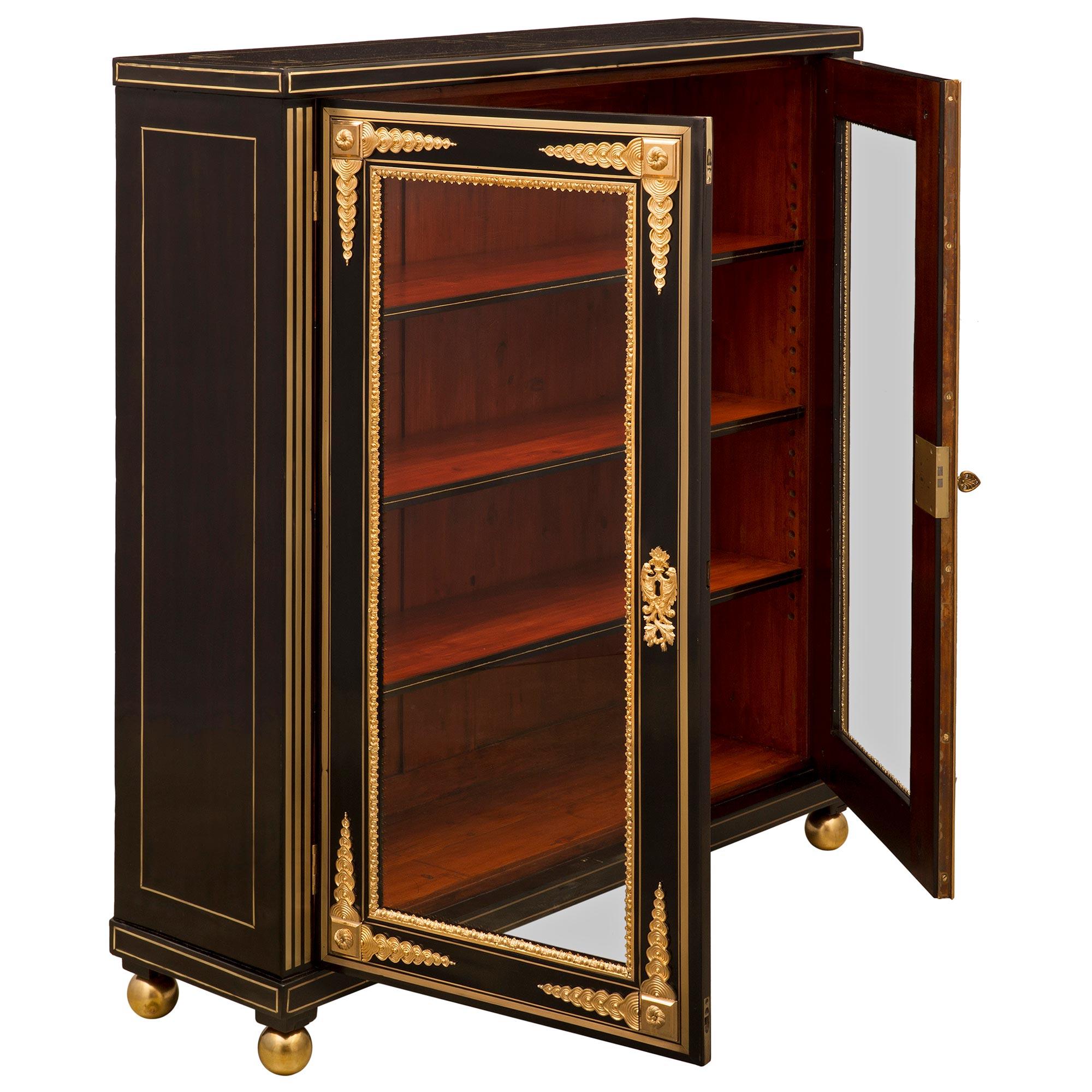 Vitrina francesa del siglo XIX, estilo Luis XIV, de André Charles Boulle en Bueno estado para la venta en West Palm Beach, FL
