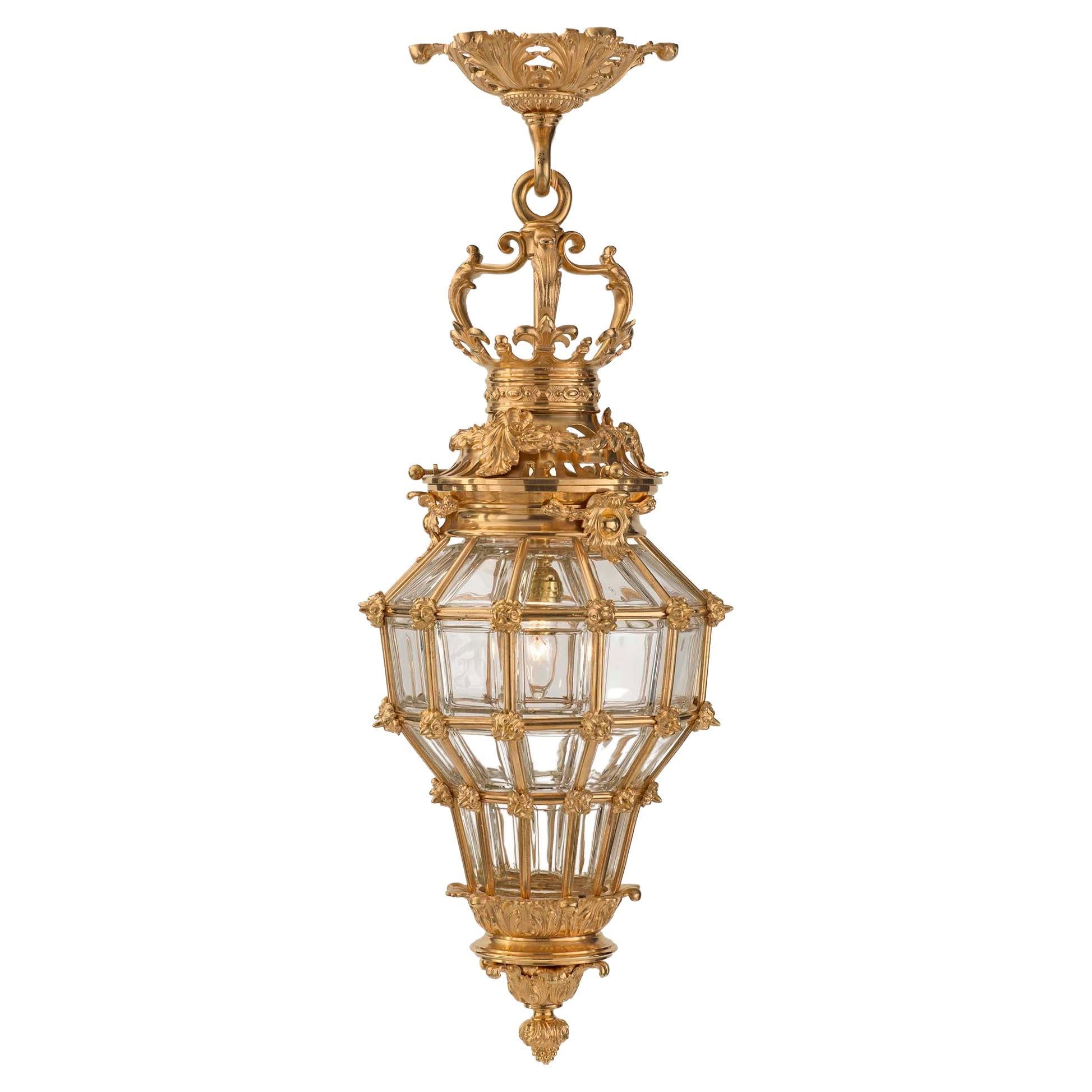 Lanterne française du 19ème siècle de style Louis XIV en bronze doré et cristal