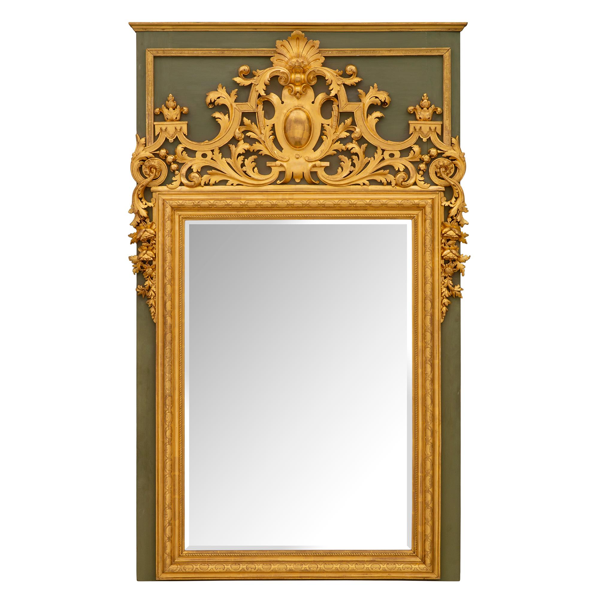 Miroir français de style Louis XIV du 19ème siècle en bois polychrome et doré