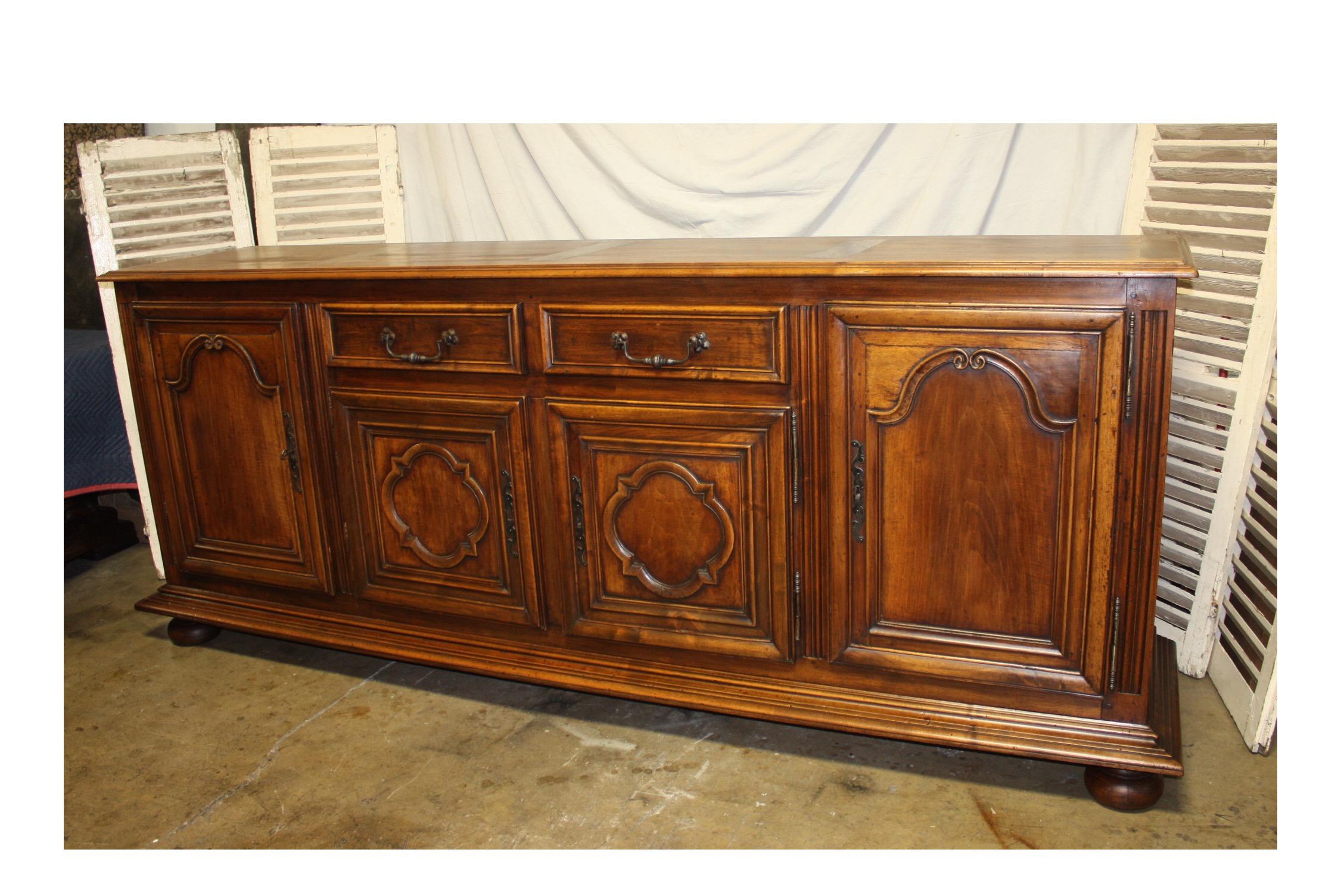 French 19th Century Louis XIV Style Sideboard In Excellent Condition In Stockbridge, GA