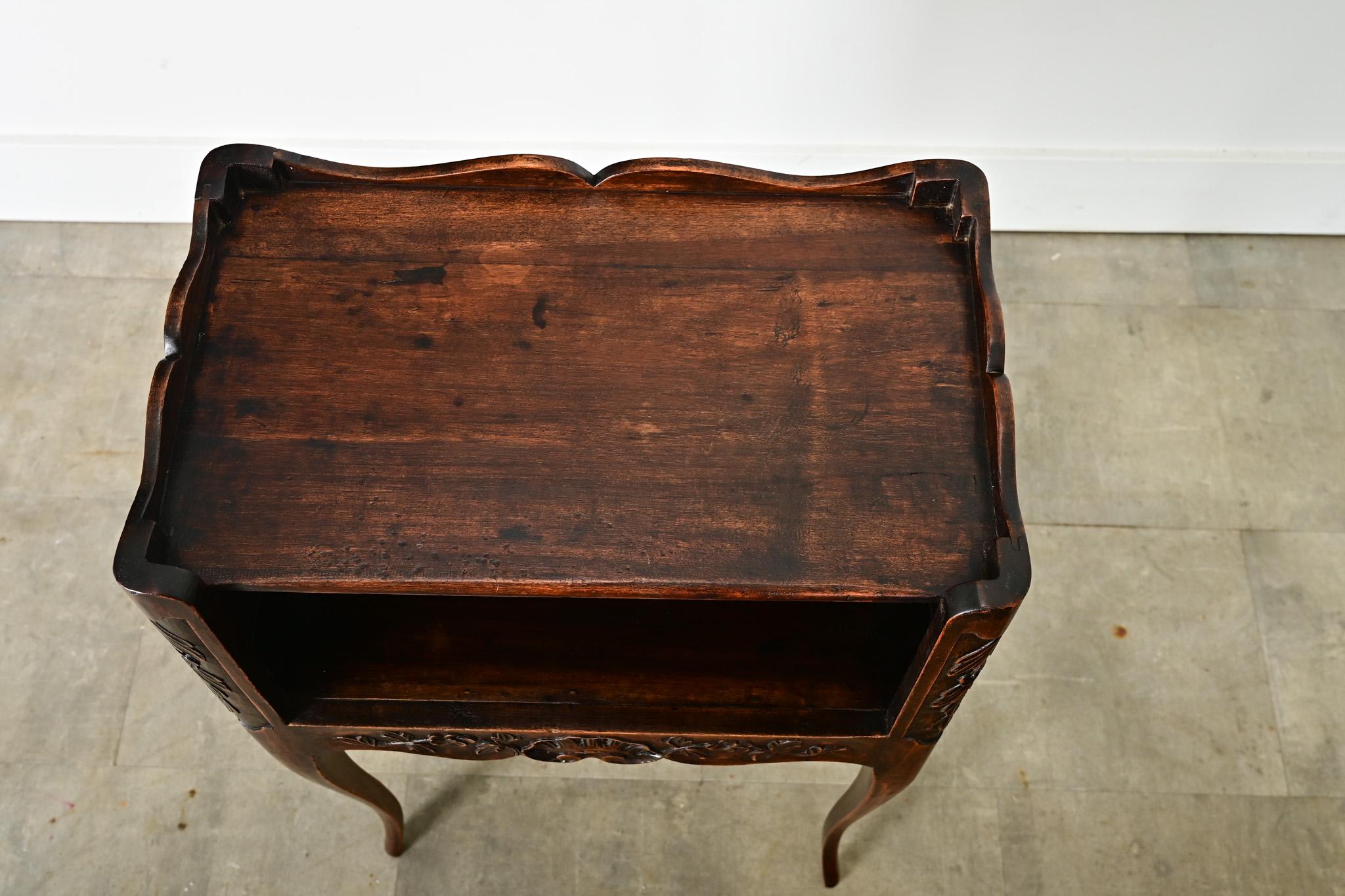 French 19th Century Louis XV Bedside Table For Sale 4