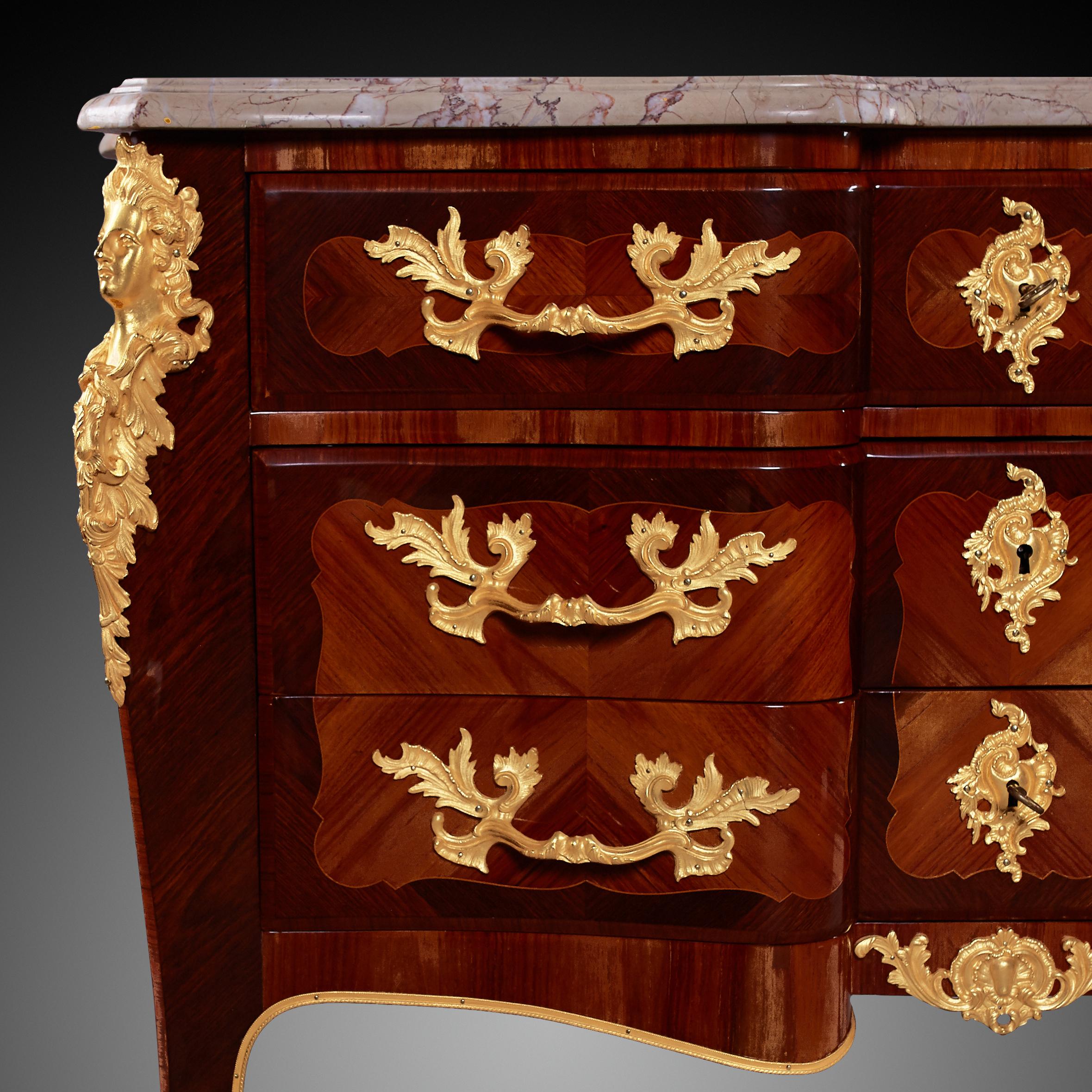 French 19th Century Louis XV Period Commode Styl Rococo For Sale 6