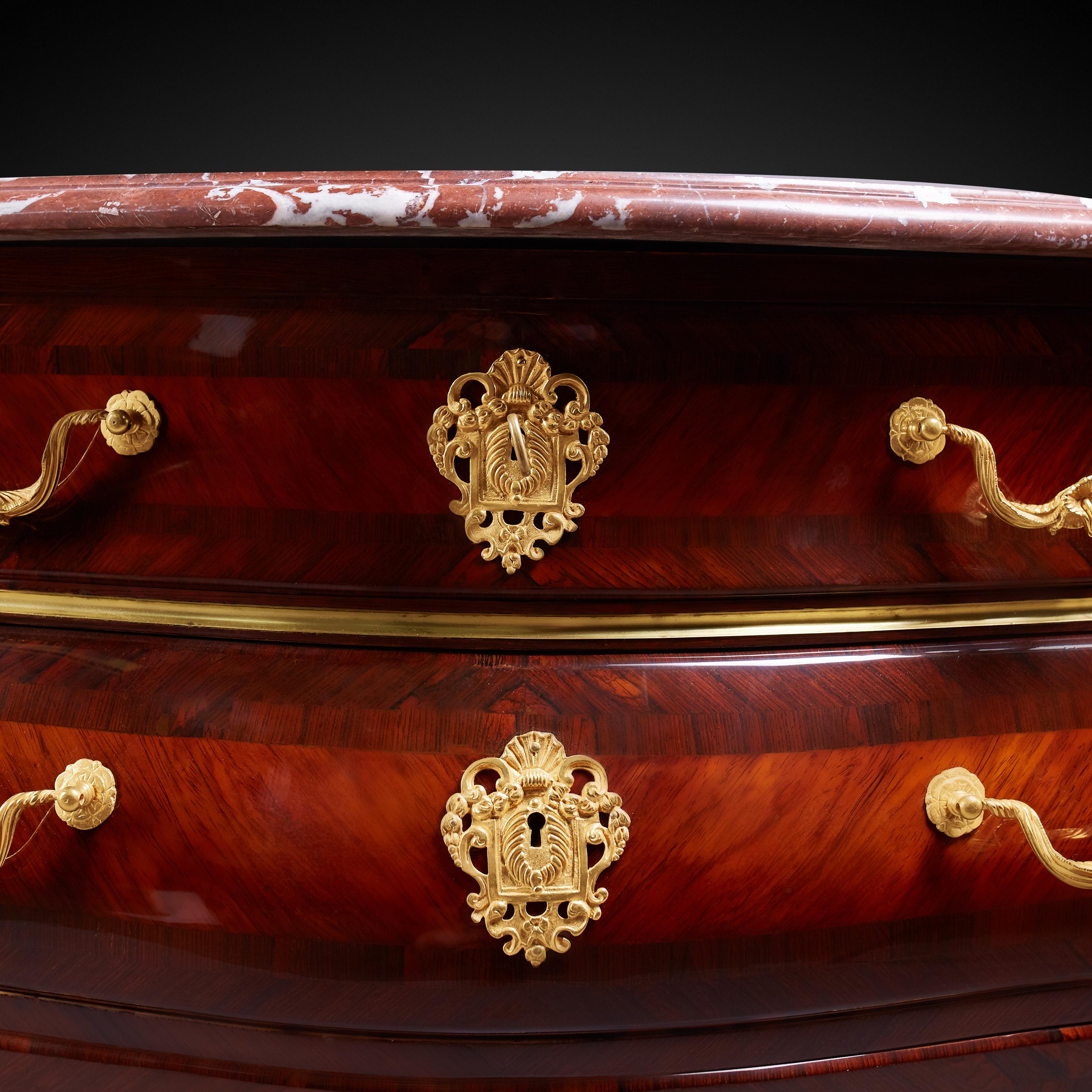Cómoda Francesa Siglo XIX Periodo Luis XV Estilo Rococo en Bueno estado para la venta en Warsaw, PL