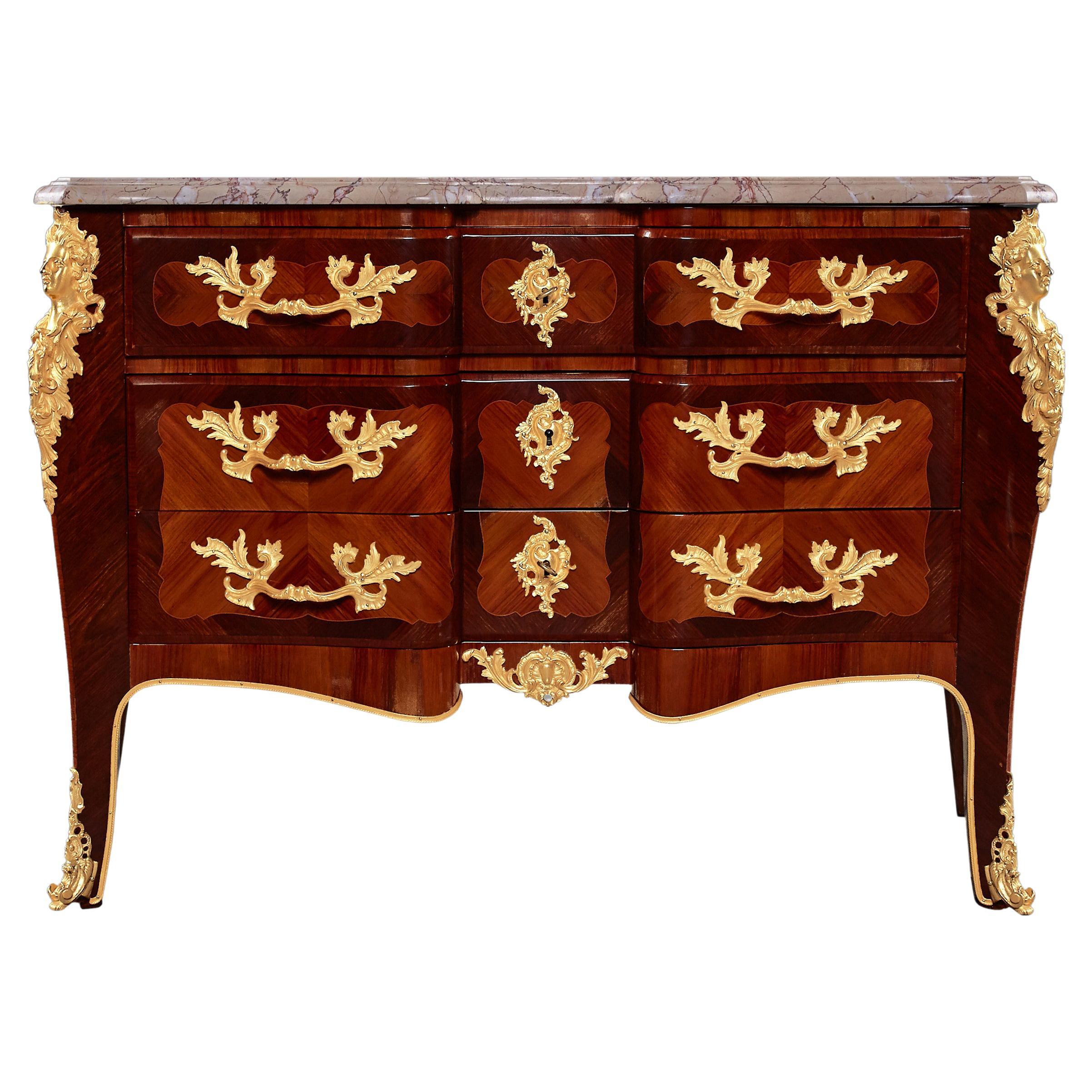 French 19th Century Louis XV Period Commode Styl Rococo For Sale
