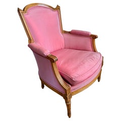 French 19th Century Louis XV Pink Silk Upholstered Armchair Chair Bergere