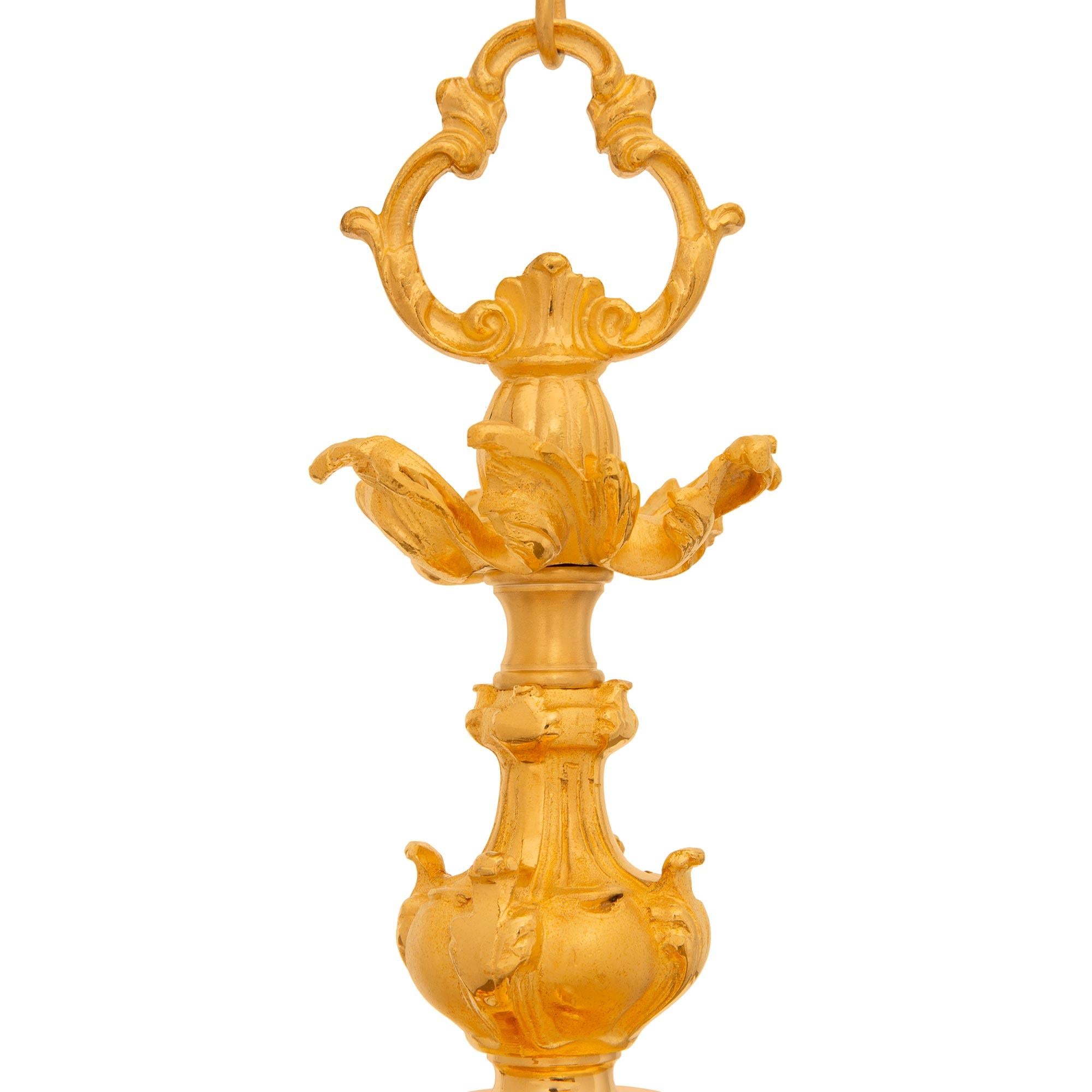 XIXe siècle Lanterne en bronze doré et verre de style Louis XV du 19e siècle, Belle Epoque en vente