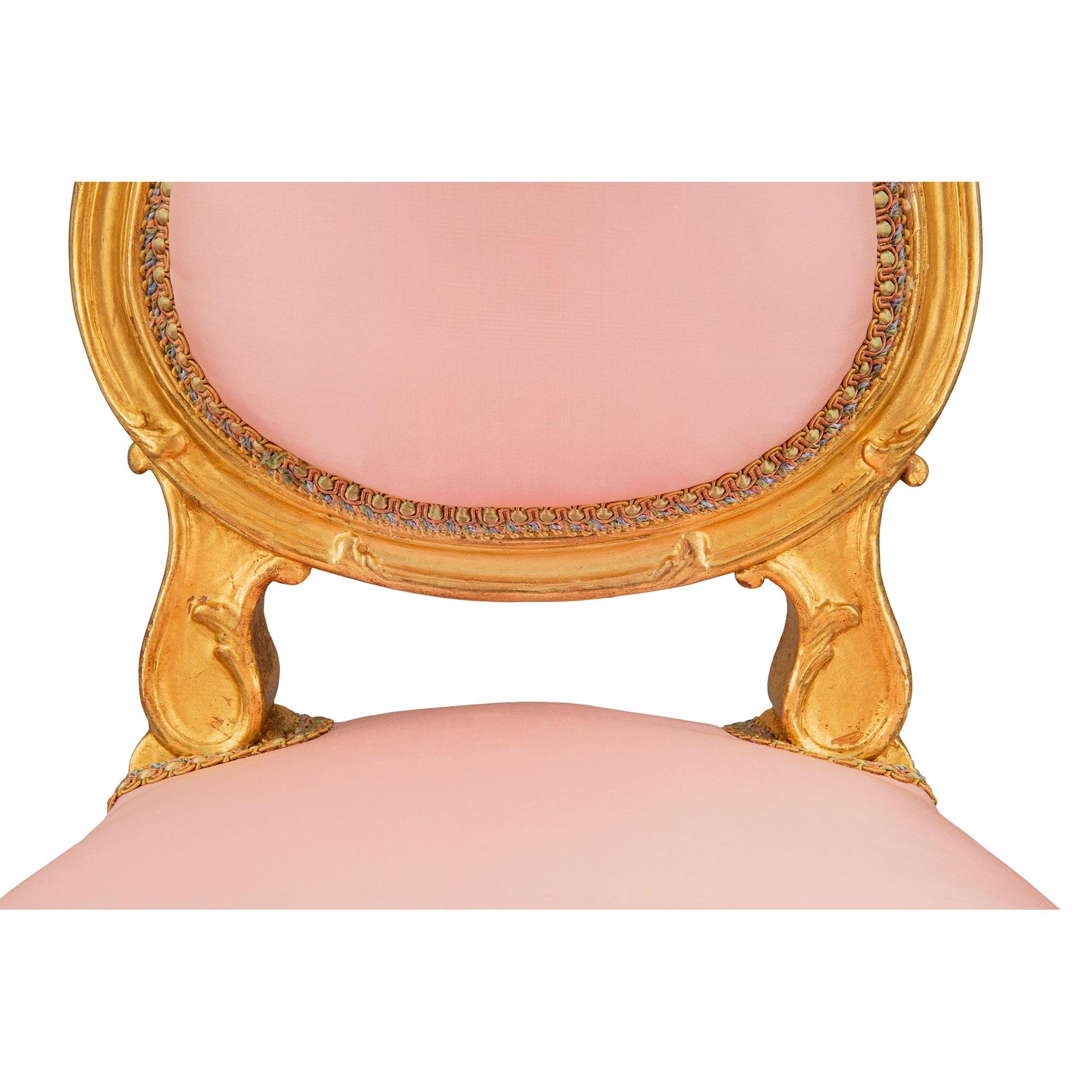 Chaise d'enfant Louis XV du 19ème siècle française en vente 1