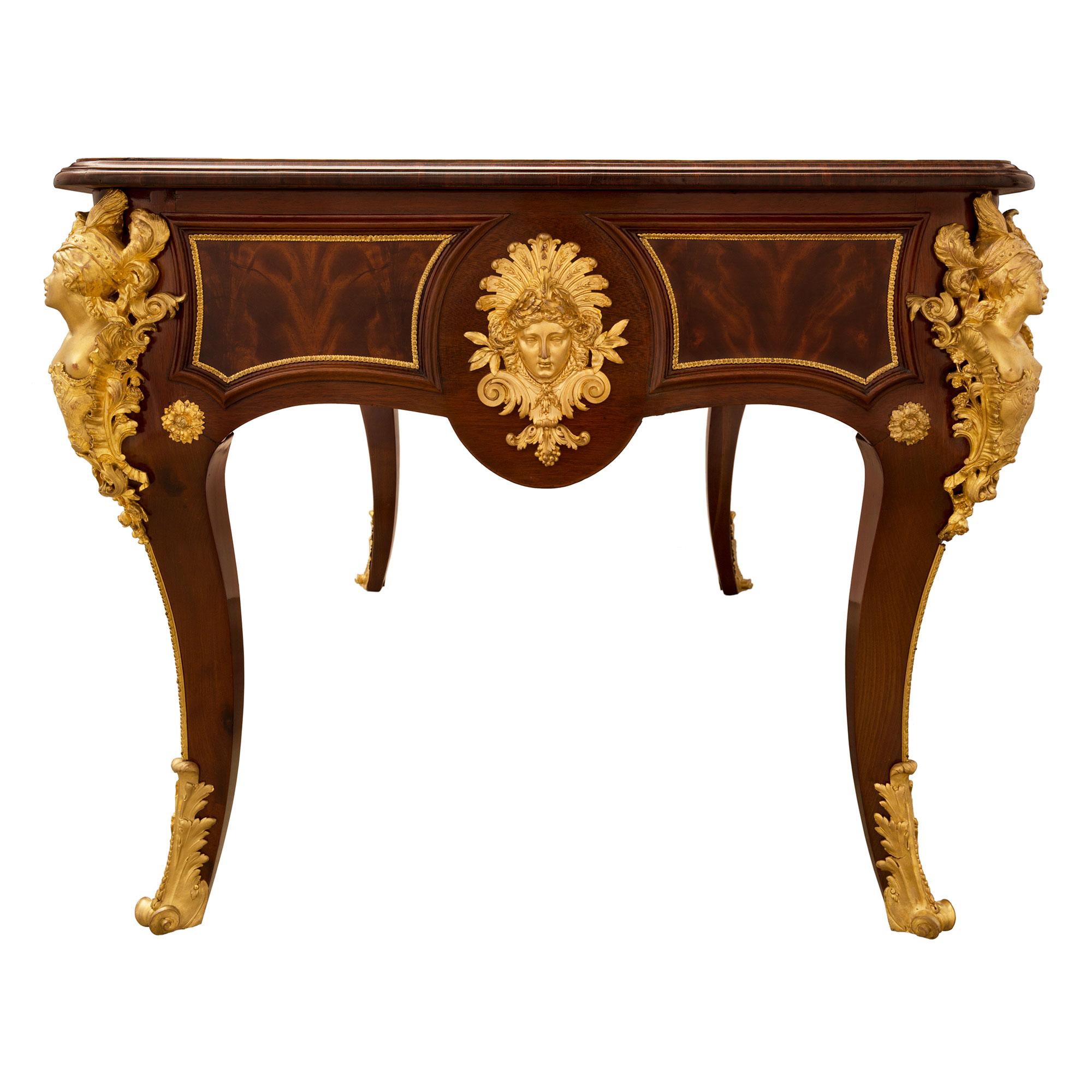 French 19th Century Louis XV Style Flamed Mahogany and Ormolu Bureau Plat Desk For Sale 1