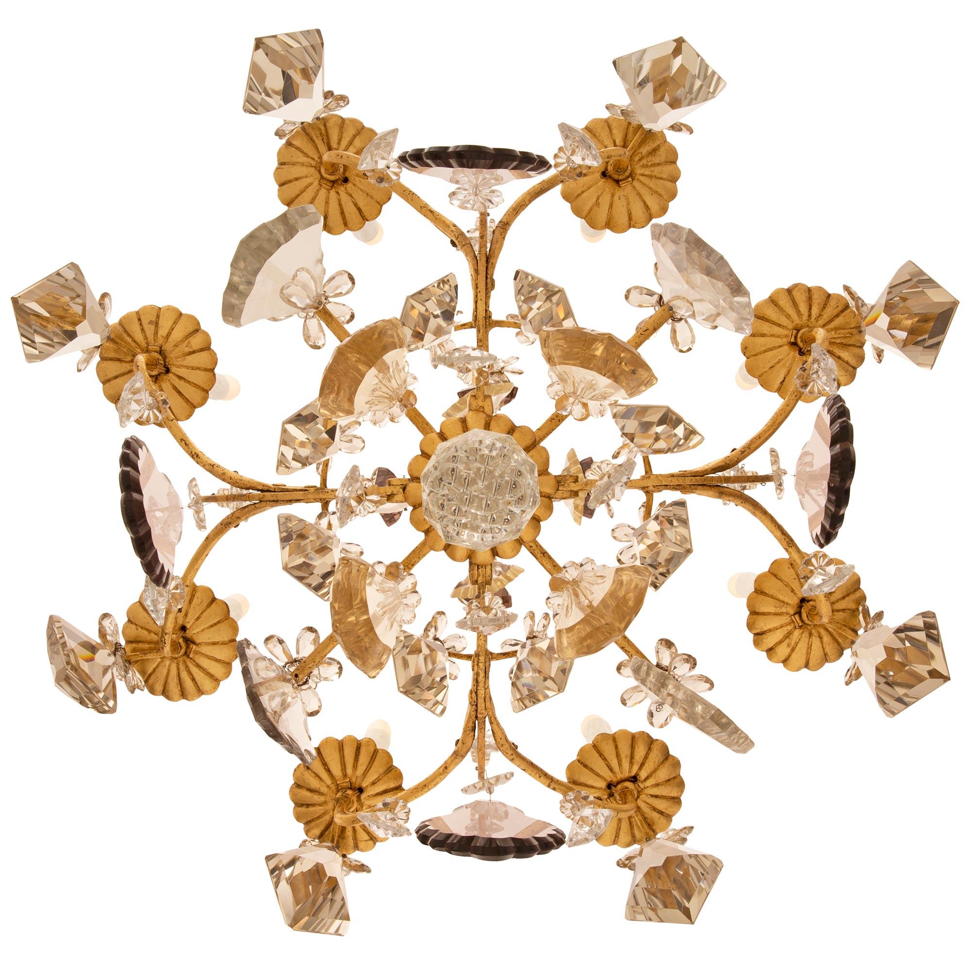 French 19th Century Louis XV St. Gilt Metal and Baccarat Crystal Chandelier For Sale 6