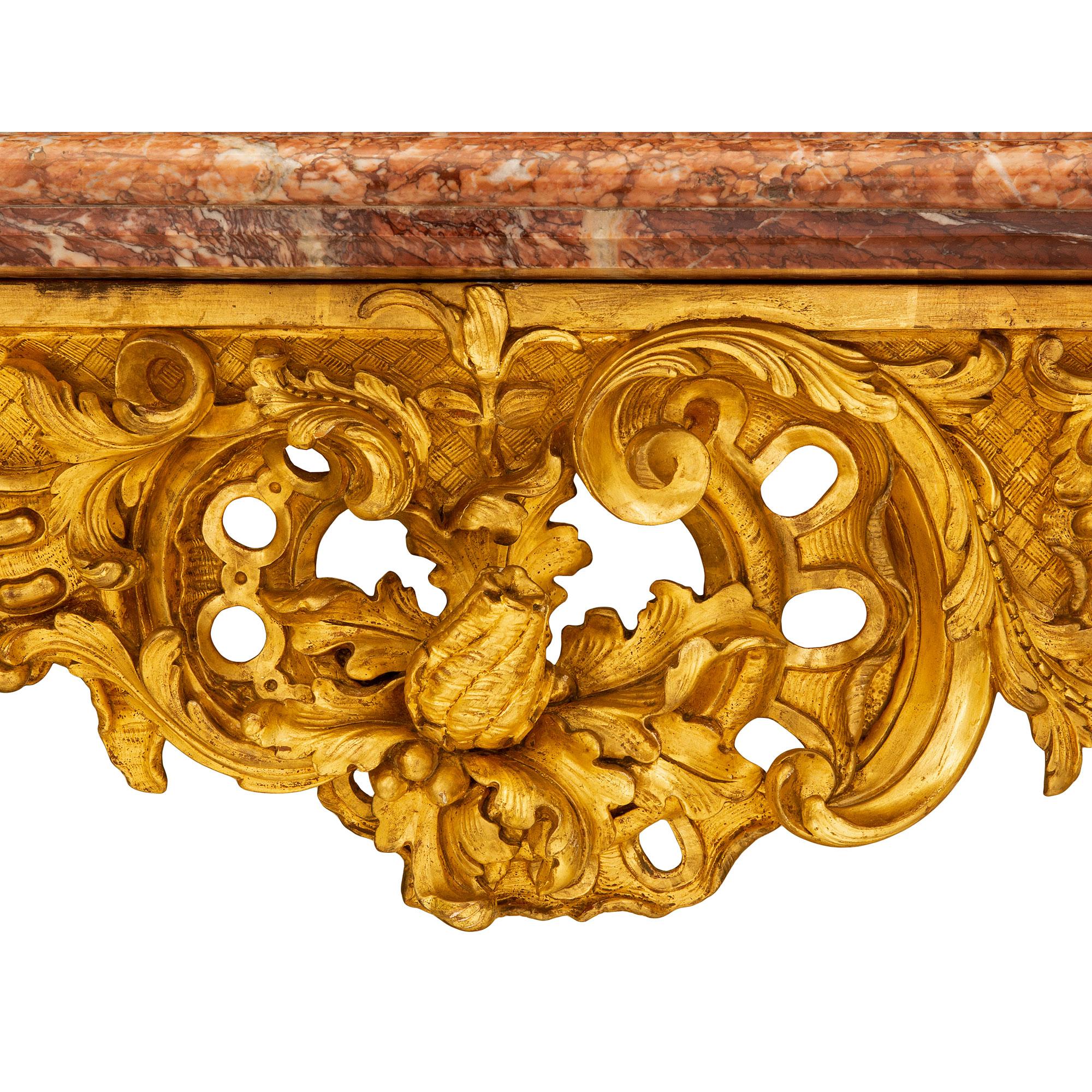 Console française du 19ème siècle de style Louis XV en bois doré et marbre rouge de Languedoc en vente 1