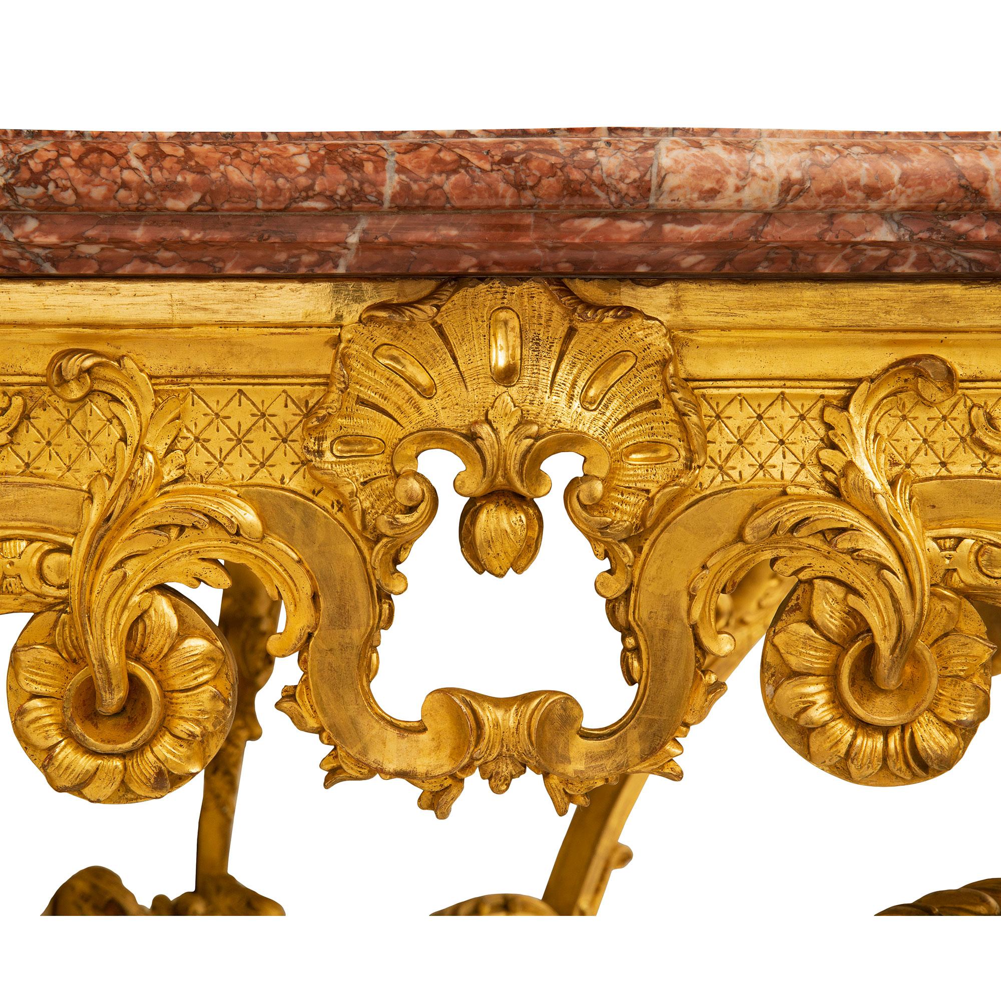 Console française du 19ème siècle de style Louis XV en bois doré et marbre rouge de Languedoc en vente 3