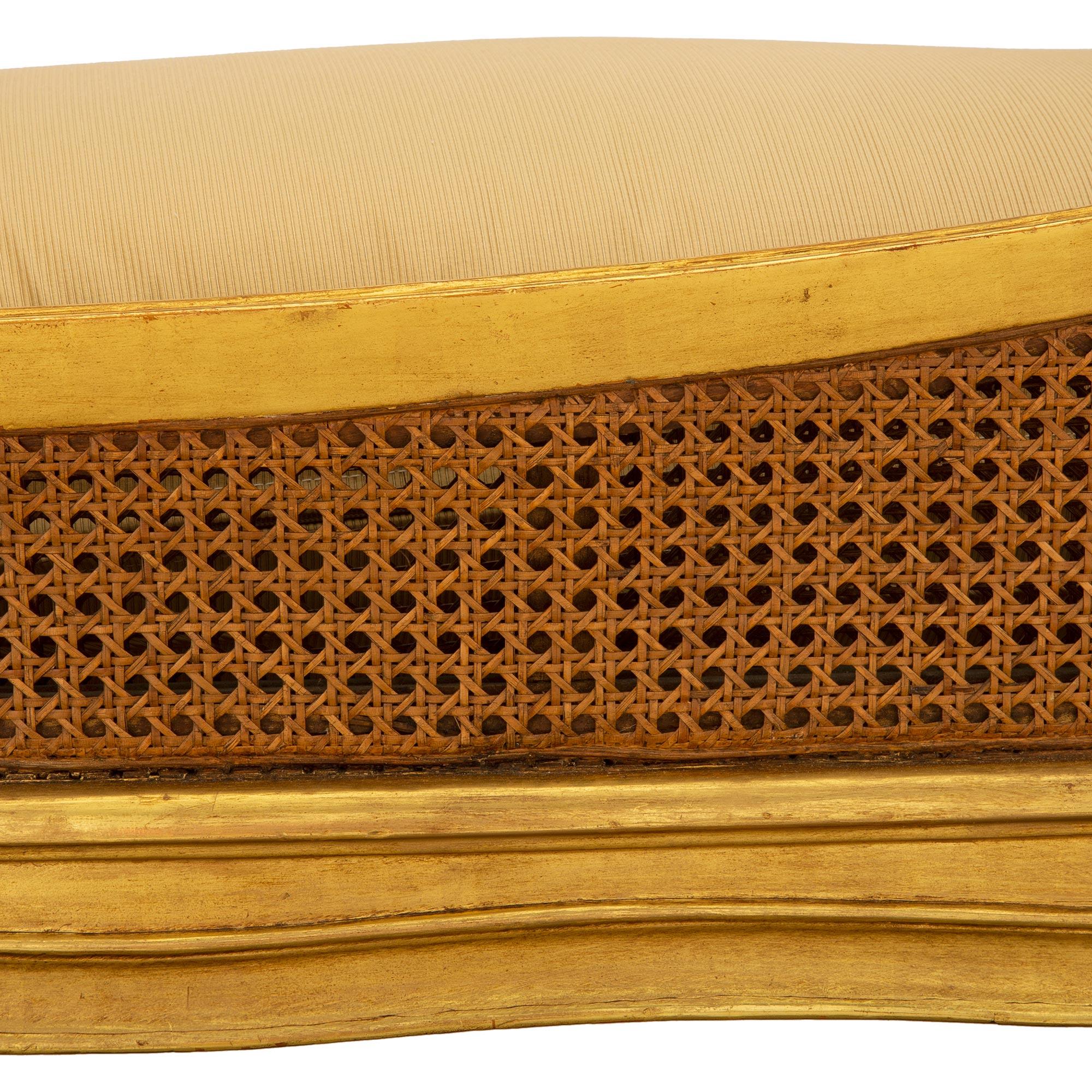 French, 19th Century Louis XV St. Giltwood Settee For Sale 4