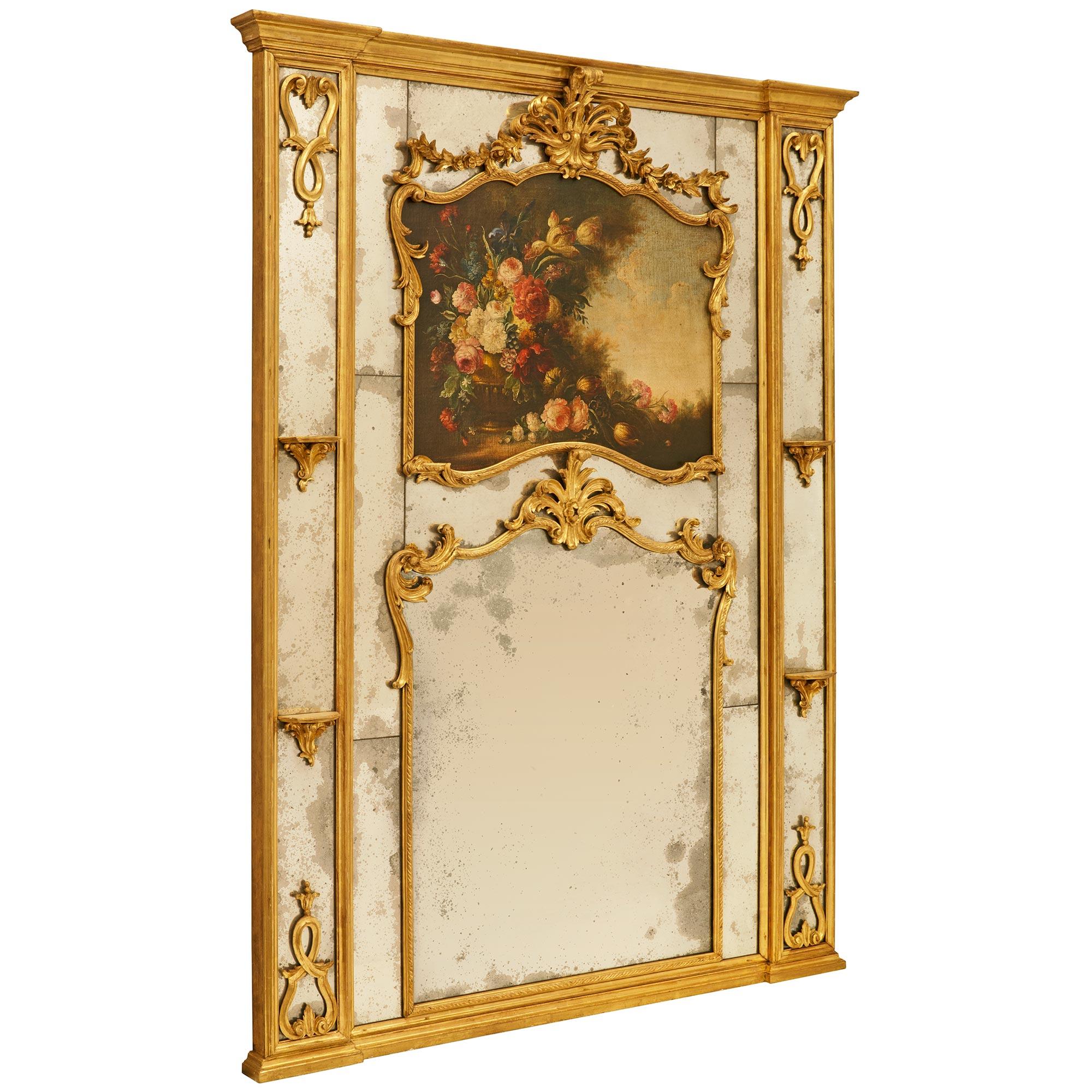 Francese Specchio Trumeau francese del XIX secolo in legno di gilt Luigi XV in vendita